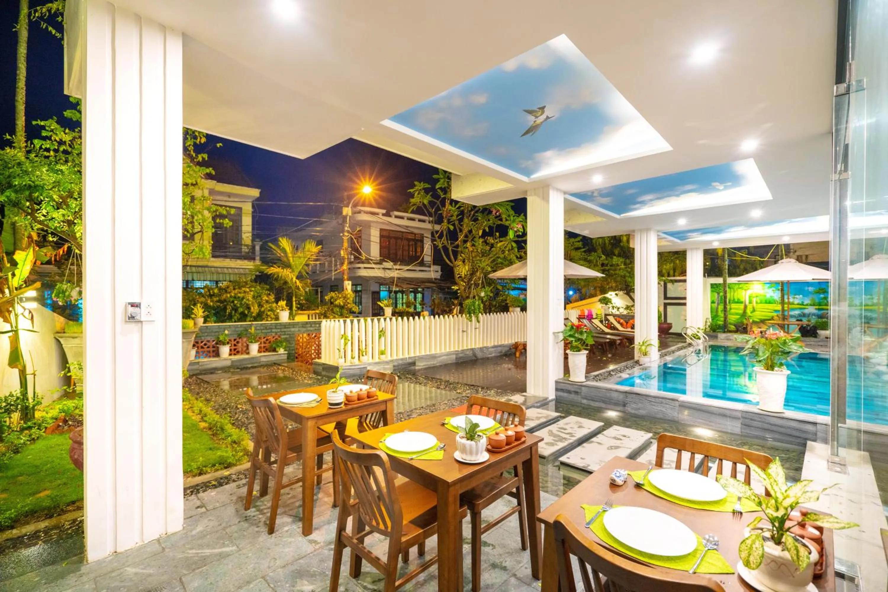 Restaurant/places to eat in Hoi An Grace River Villa