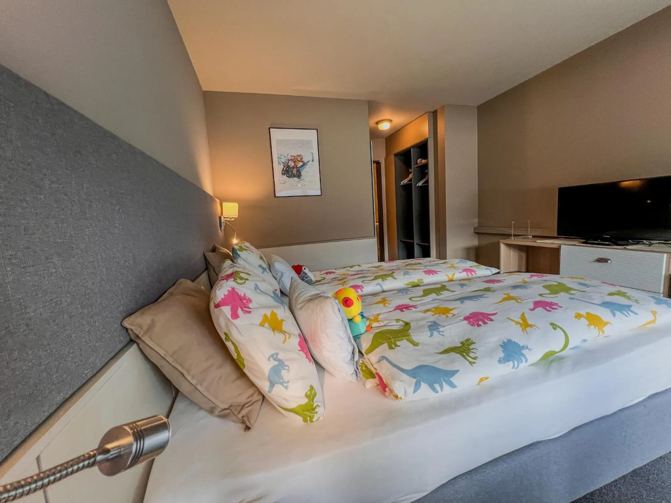 children, Bed in Seehotel Riviera at Lake Lucerne