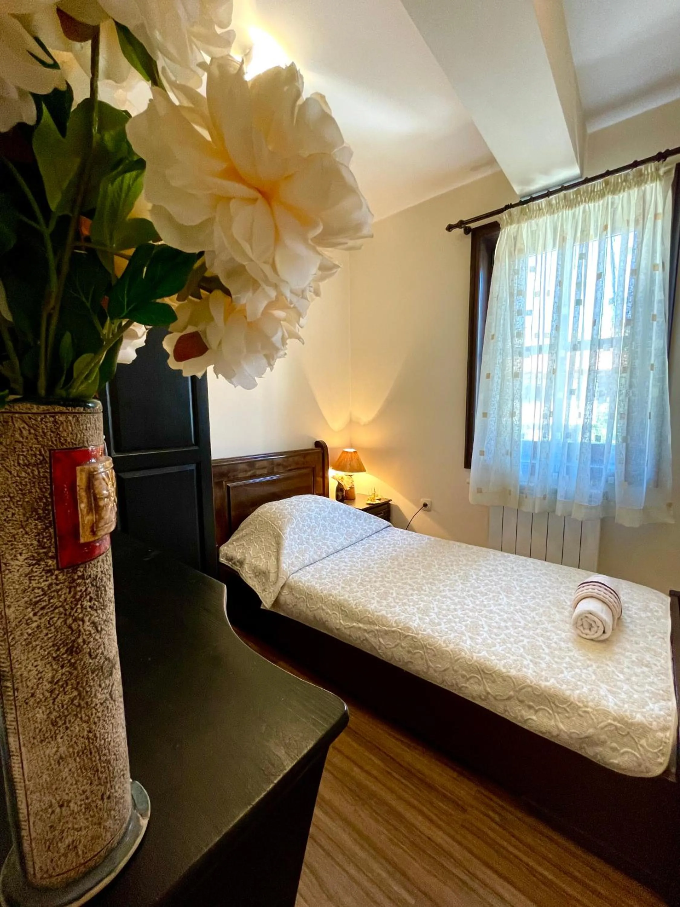 Bedroom, Bed in Hotel Slavova Krepost