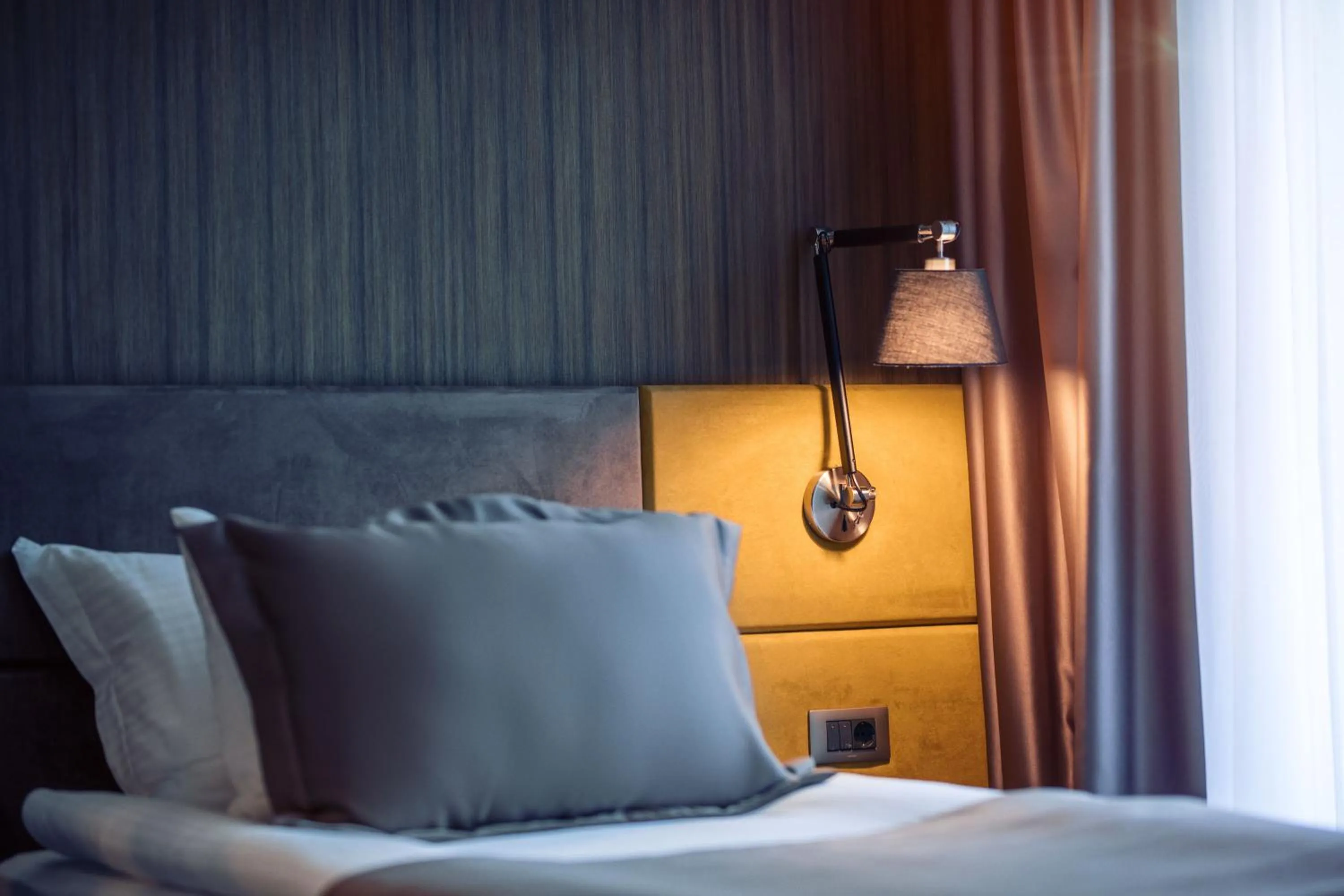 Bed in Seraphine Plaza