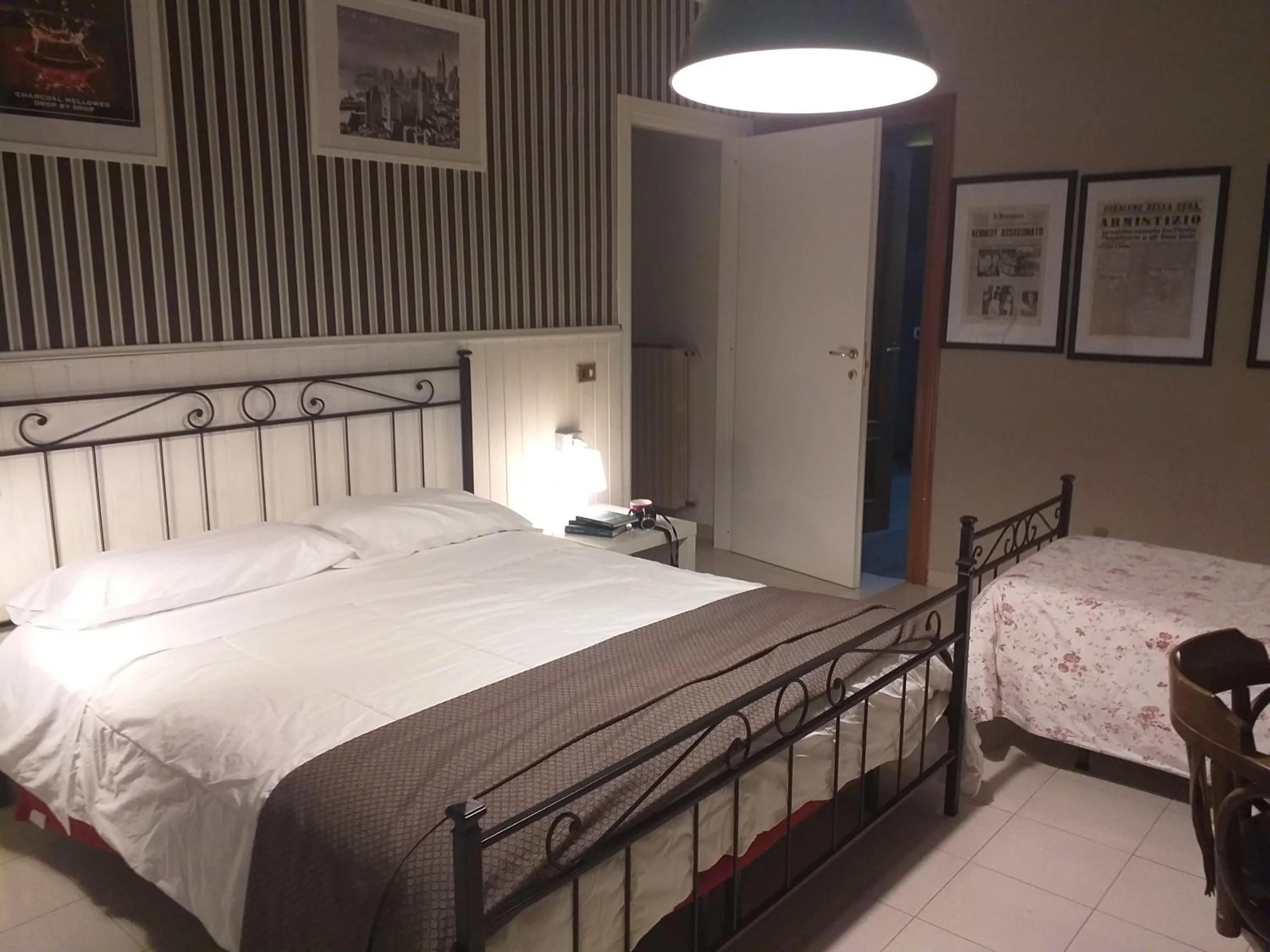 Photo of the whole room, Bed in B&B La Villa