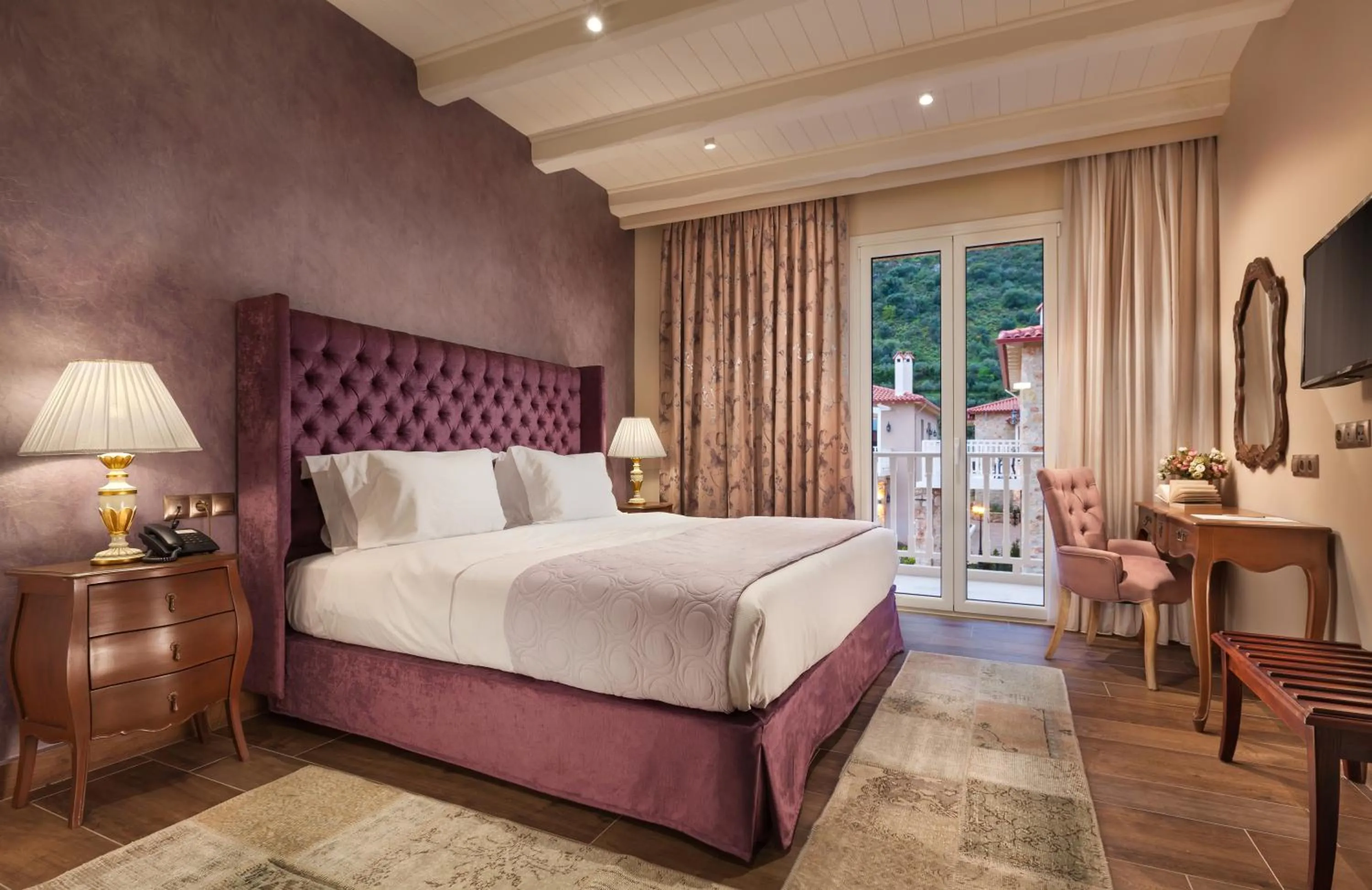 Property building, Bed in Kyniska Palace Conference & Spa