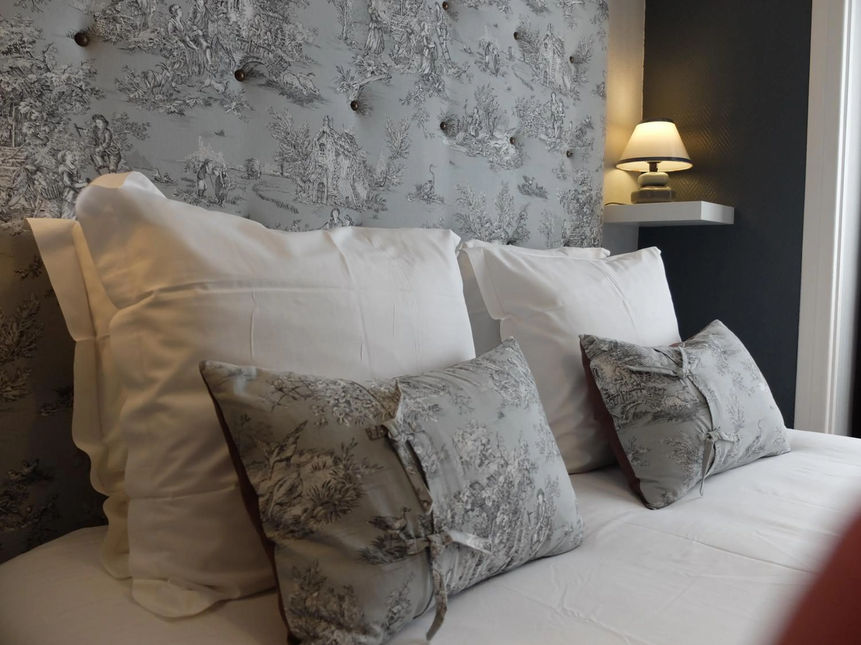 Bedroom in Aux Temps d'Em