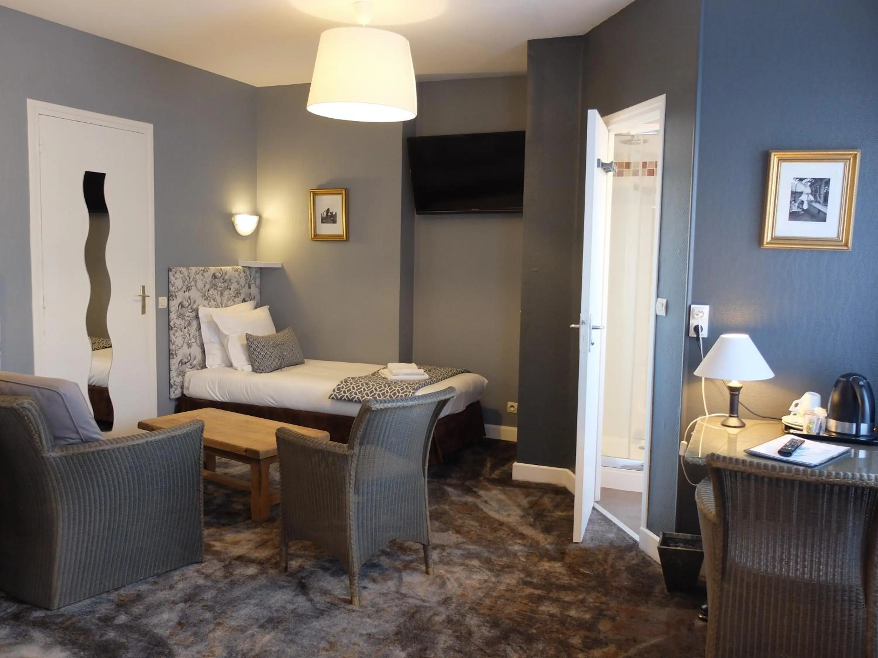 Bedroom in Aux Temps d'Em