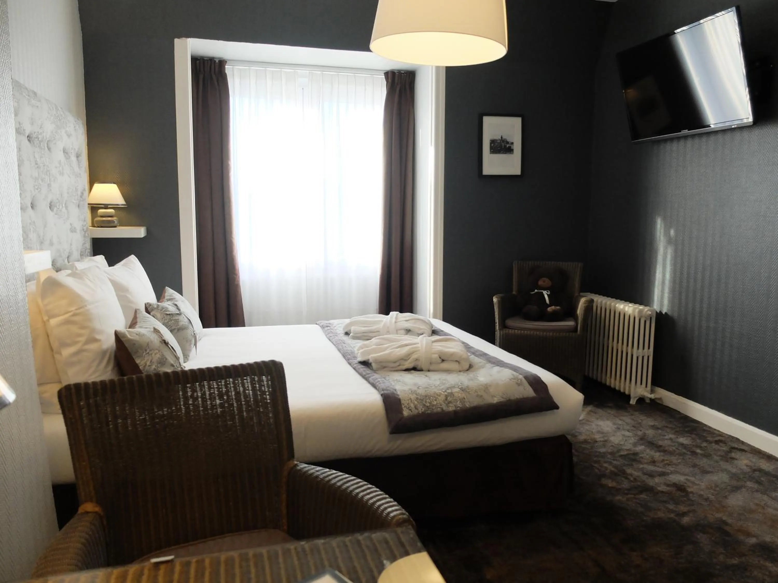 Bedroom in Aux Temps d'Em