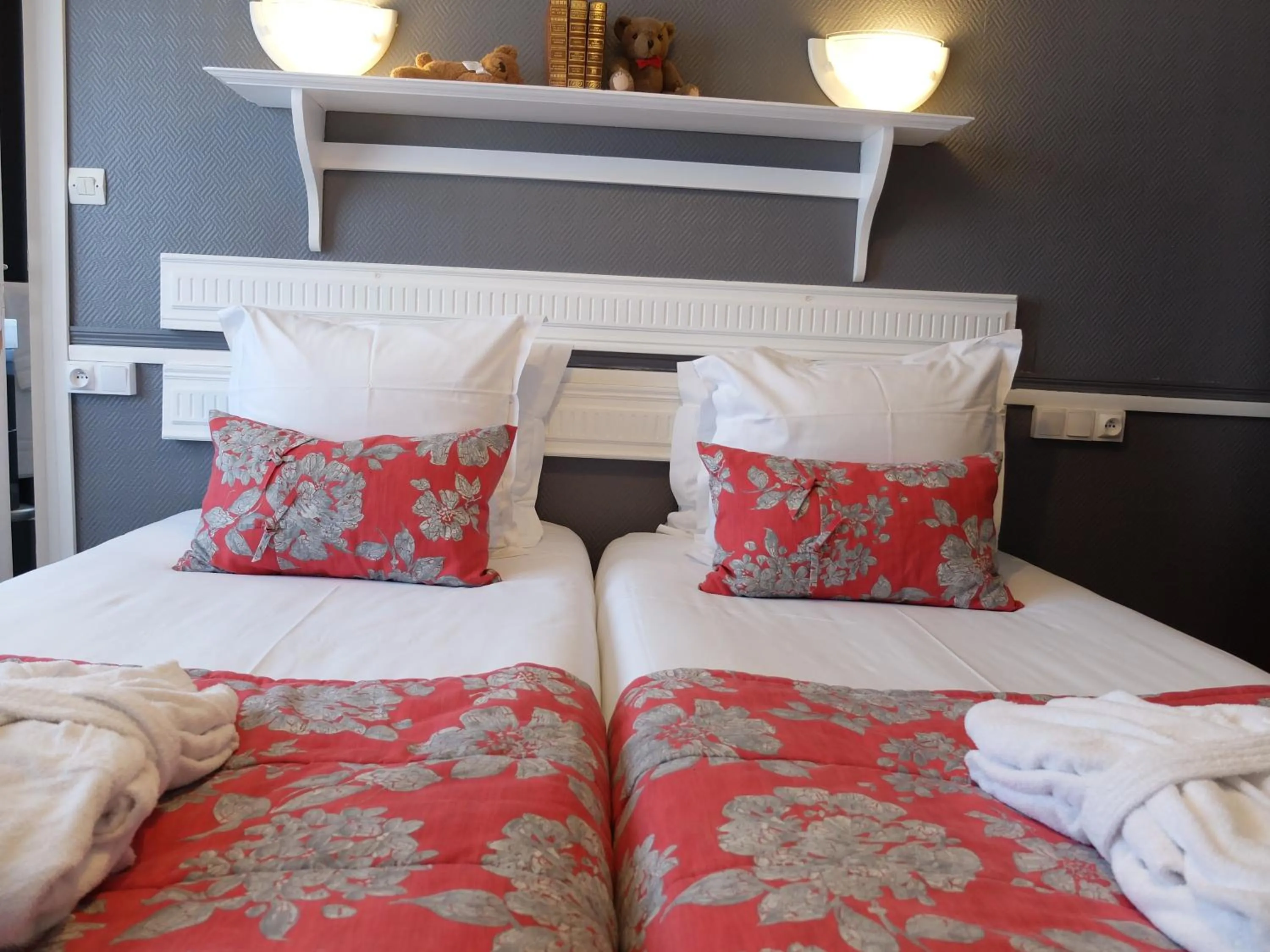 Bedroom in Aux Temps d'Em