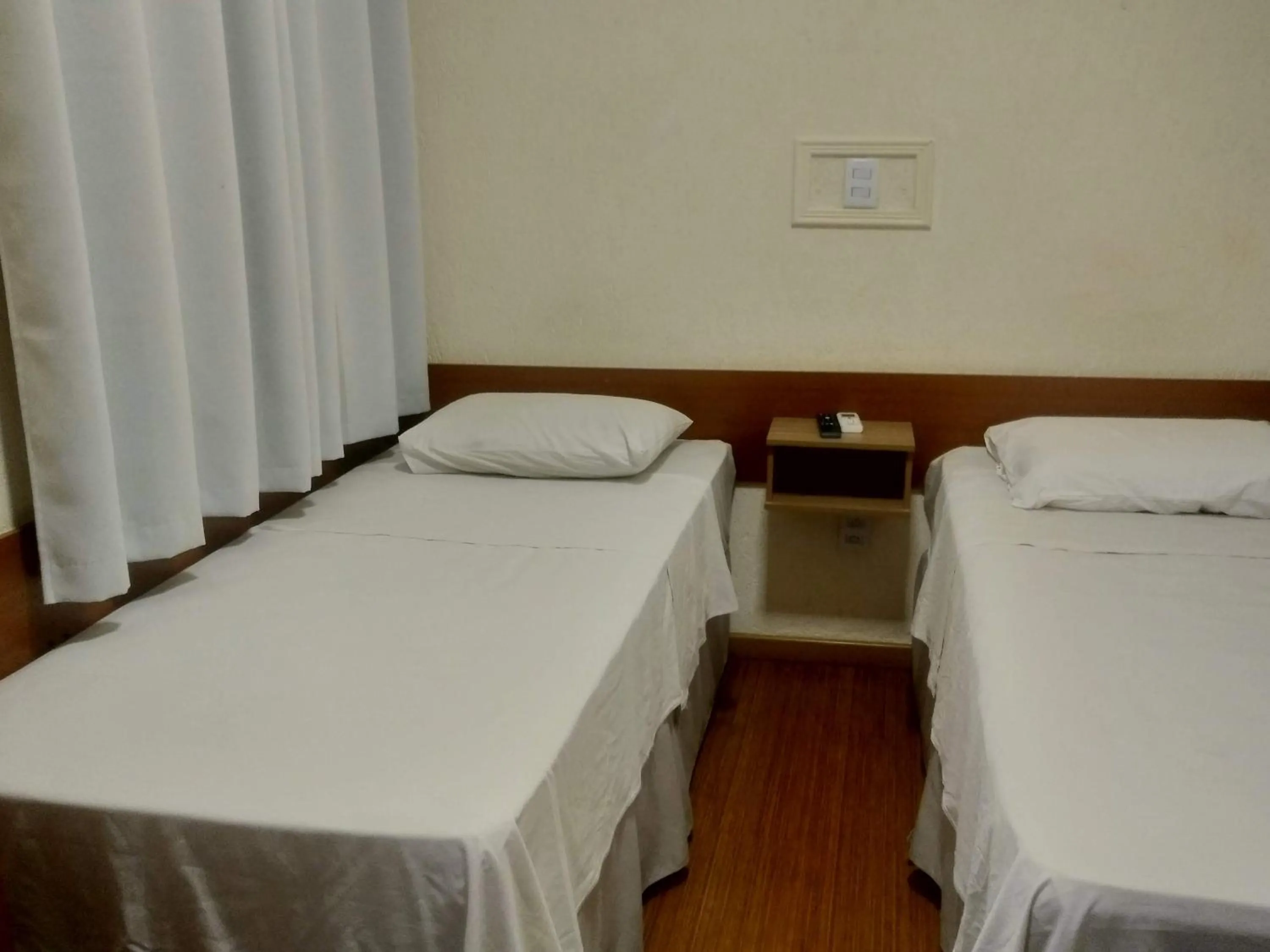 Bedroom in Lelis Hotel