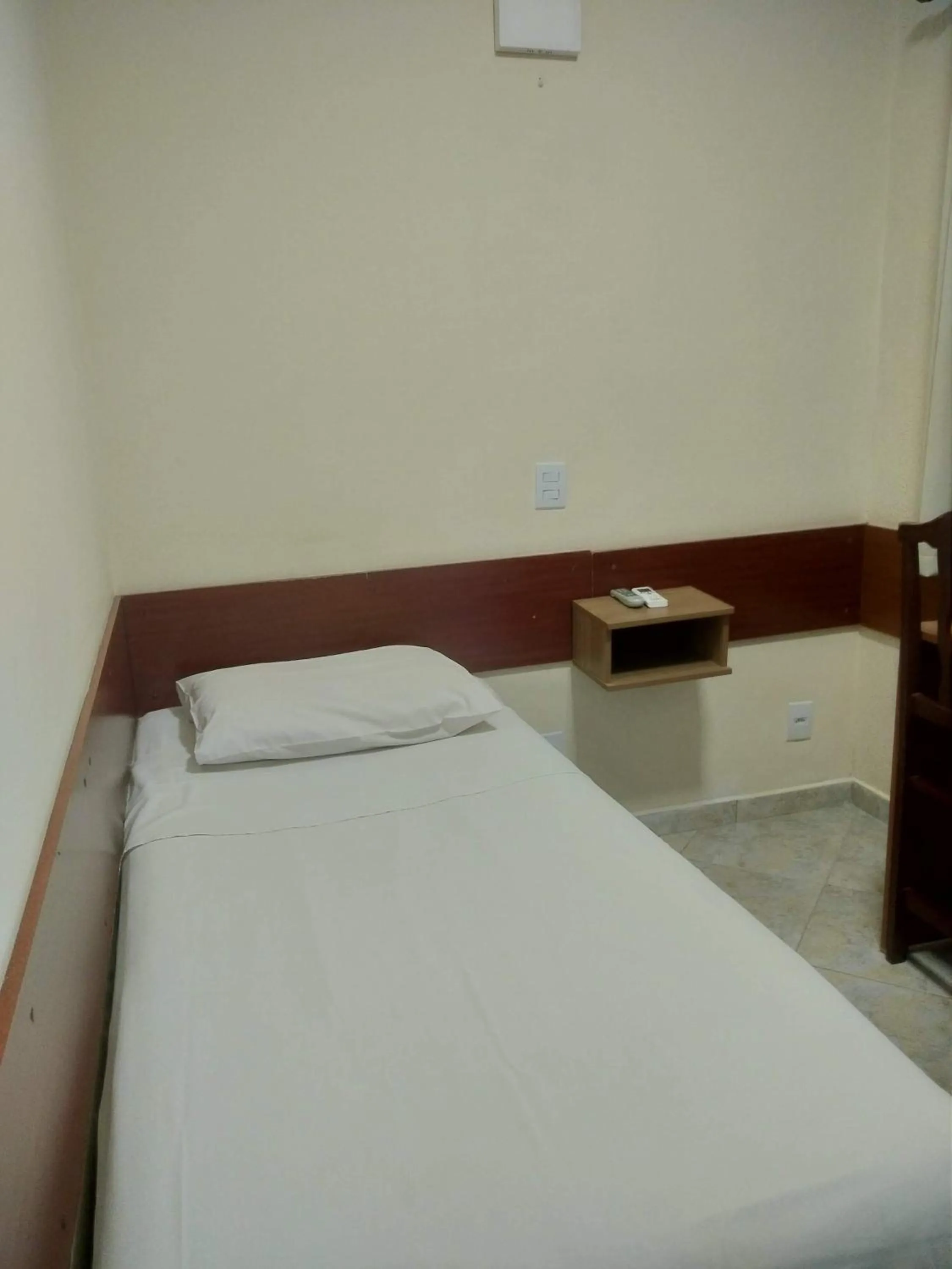 Bedroom in Lelis Hotel