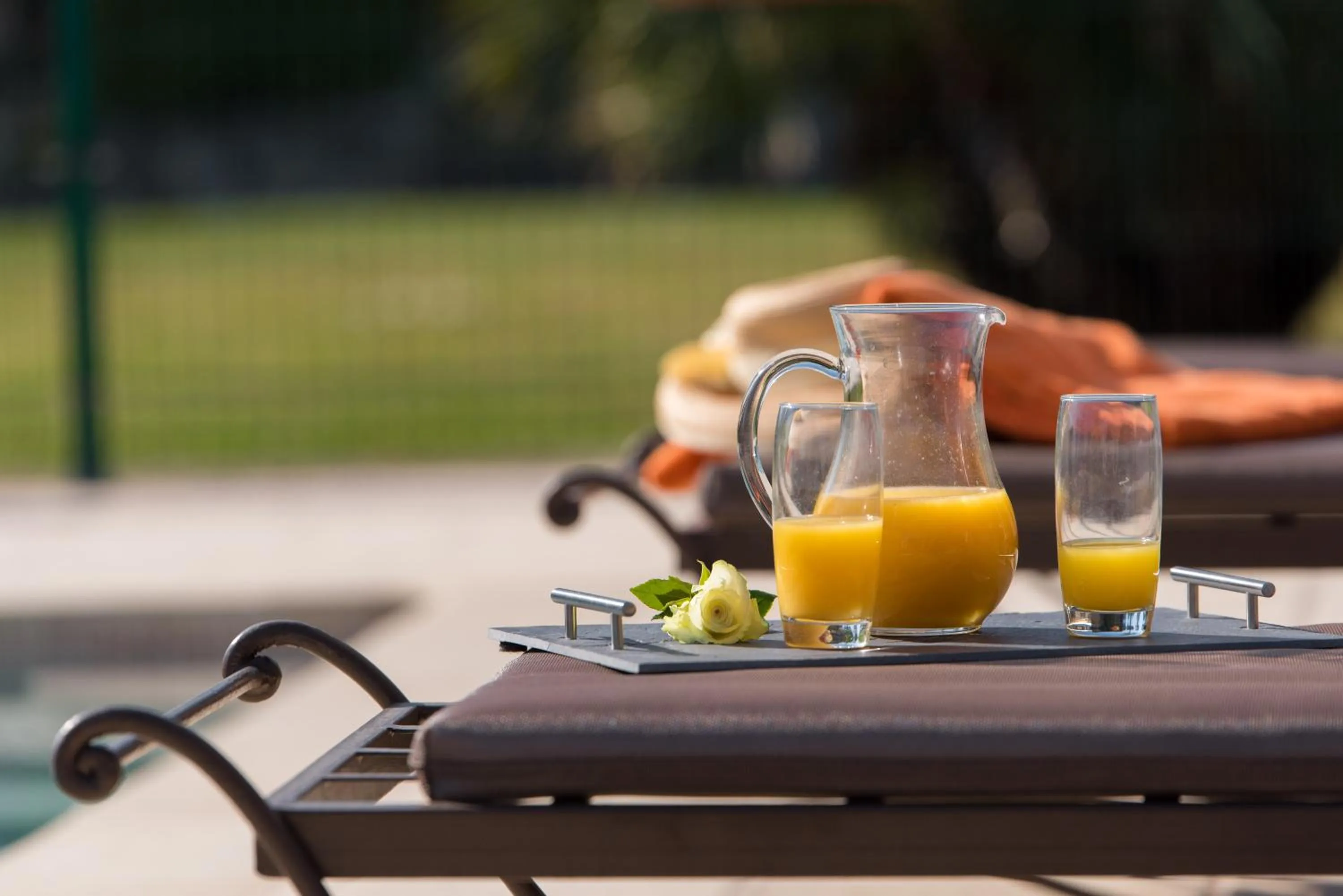 Swimming pool in La Résidence du Moulin