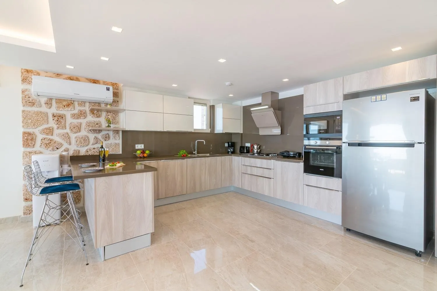 Kitchen or kitchenette in Villa La Mer Azur