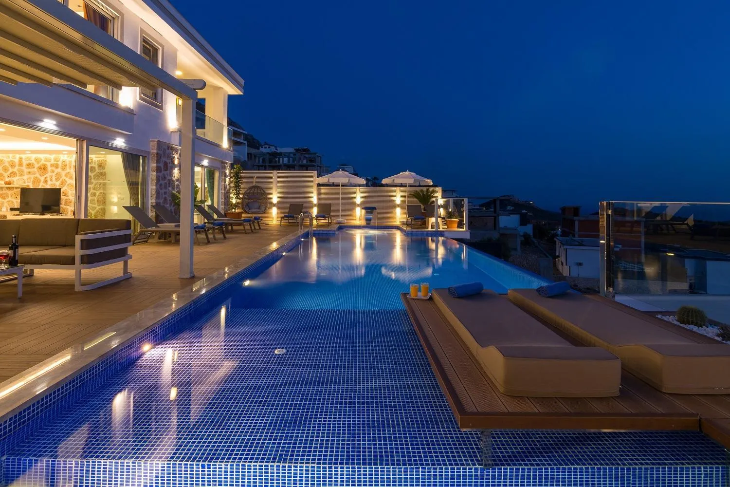 Property building in Villa La Mer Azur