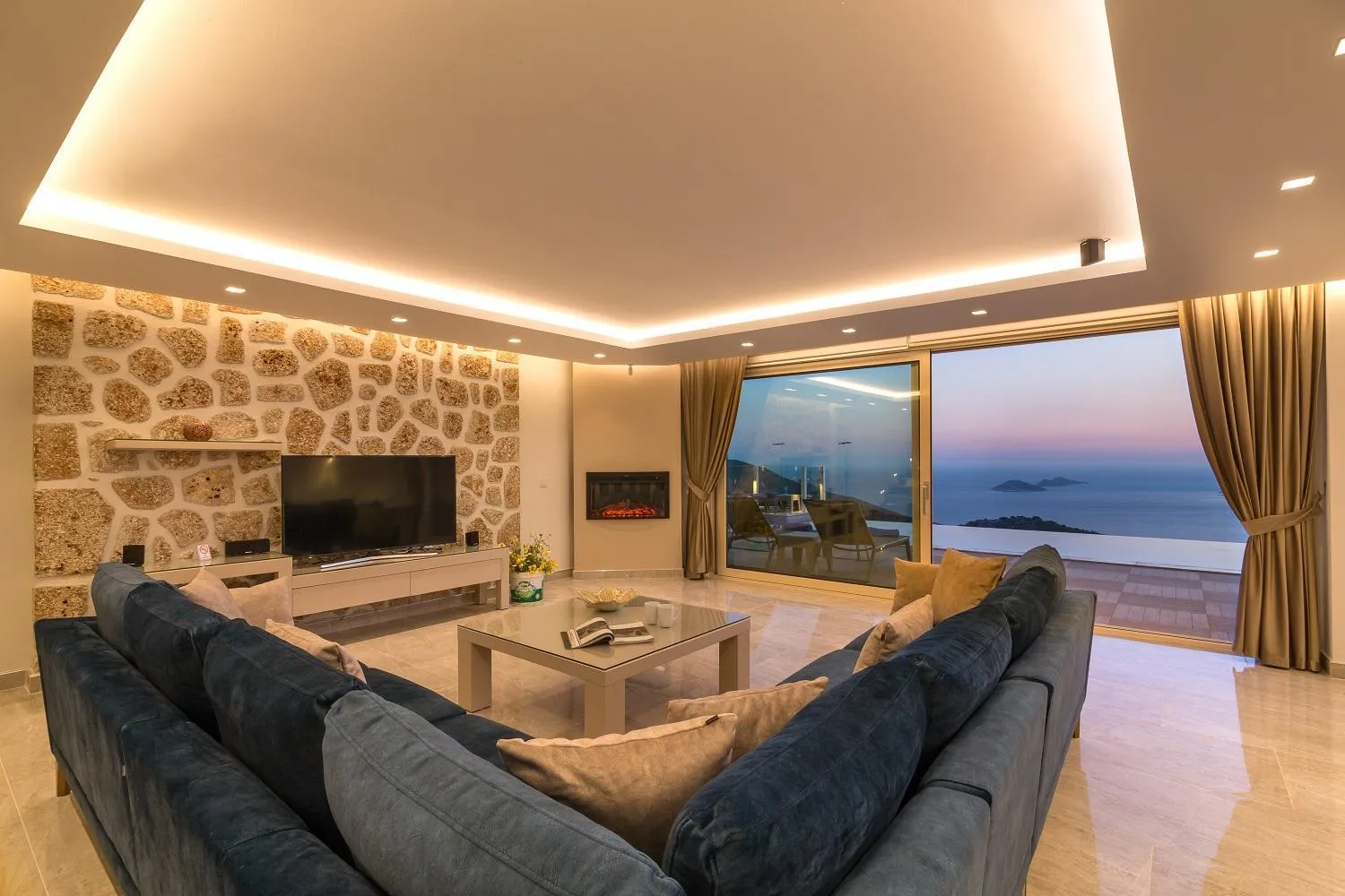 Living room in Villa La Mer Azur