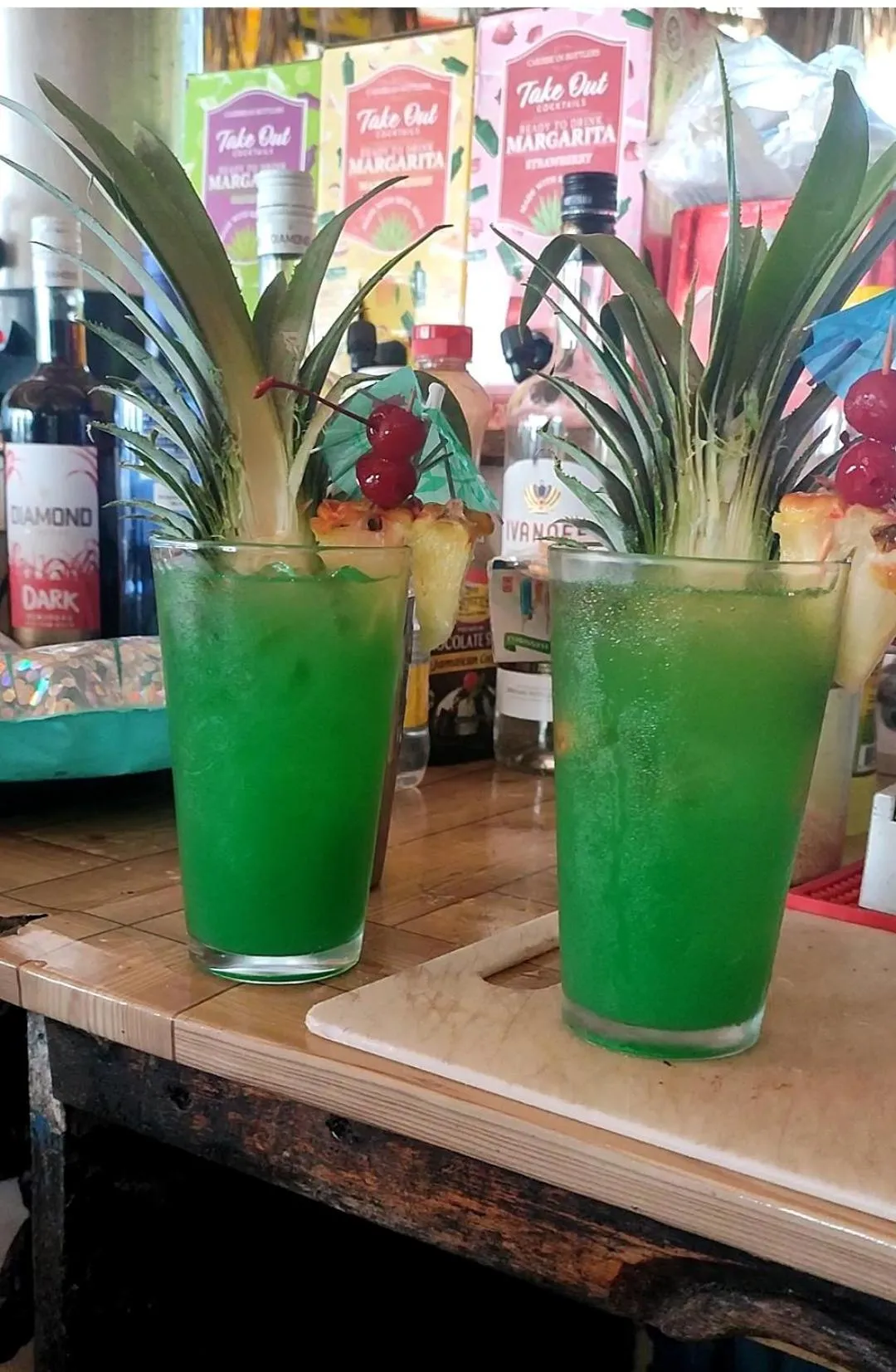 Restaurant/places to eat in Ltu Garden