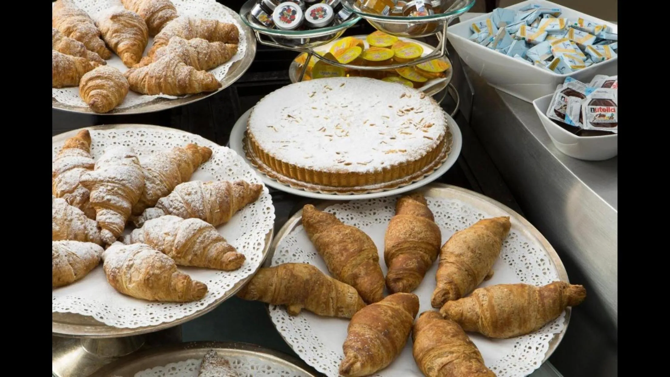 Lounge or bar in Appartamenti Pousada Michelino