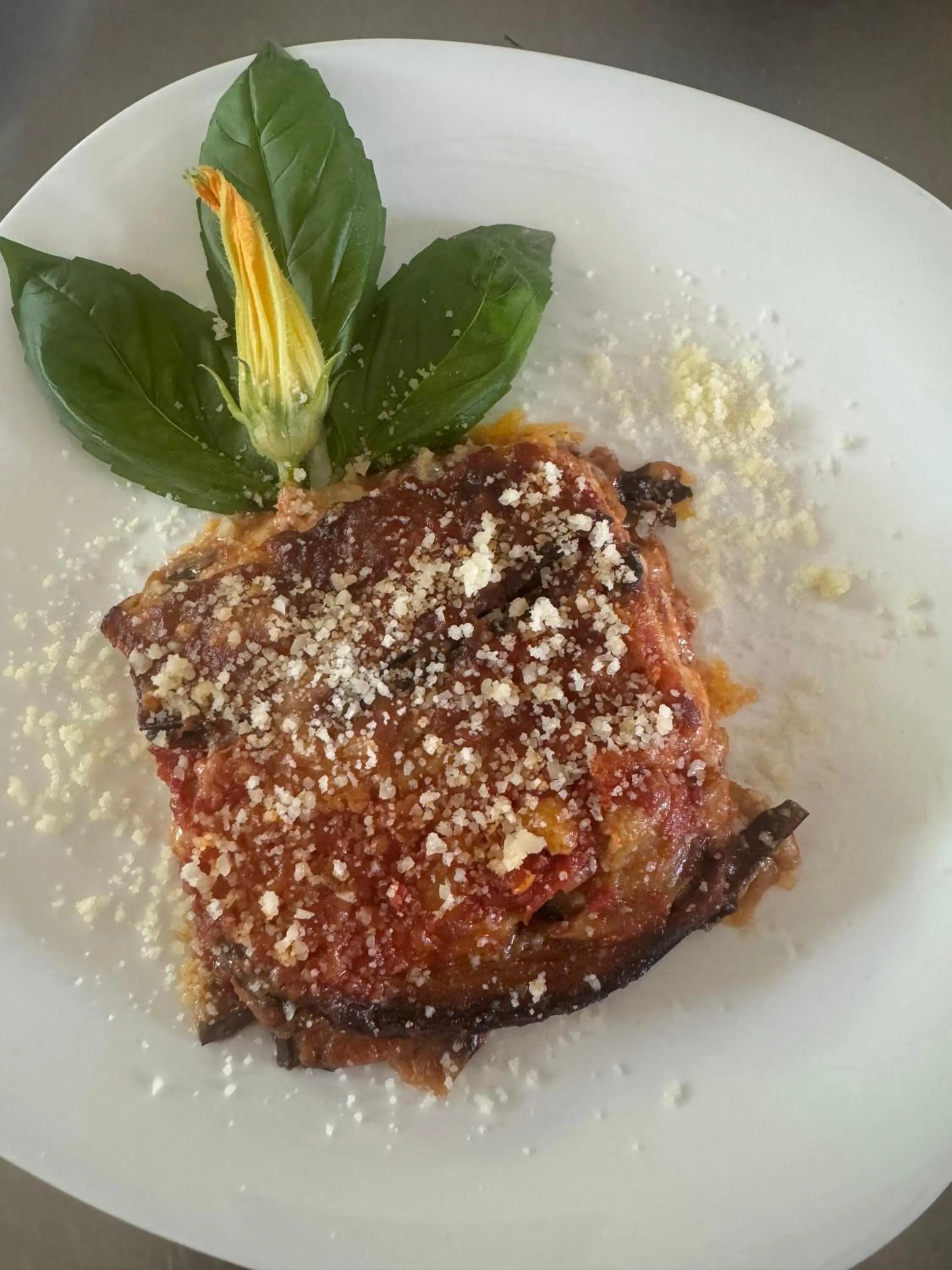 Restaurant/places to eat in Appartamenti Pousada Michelino