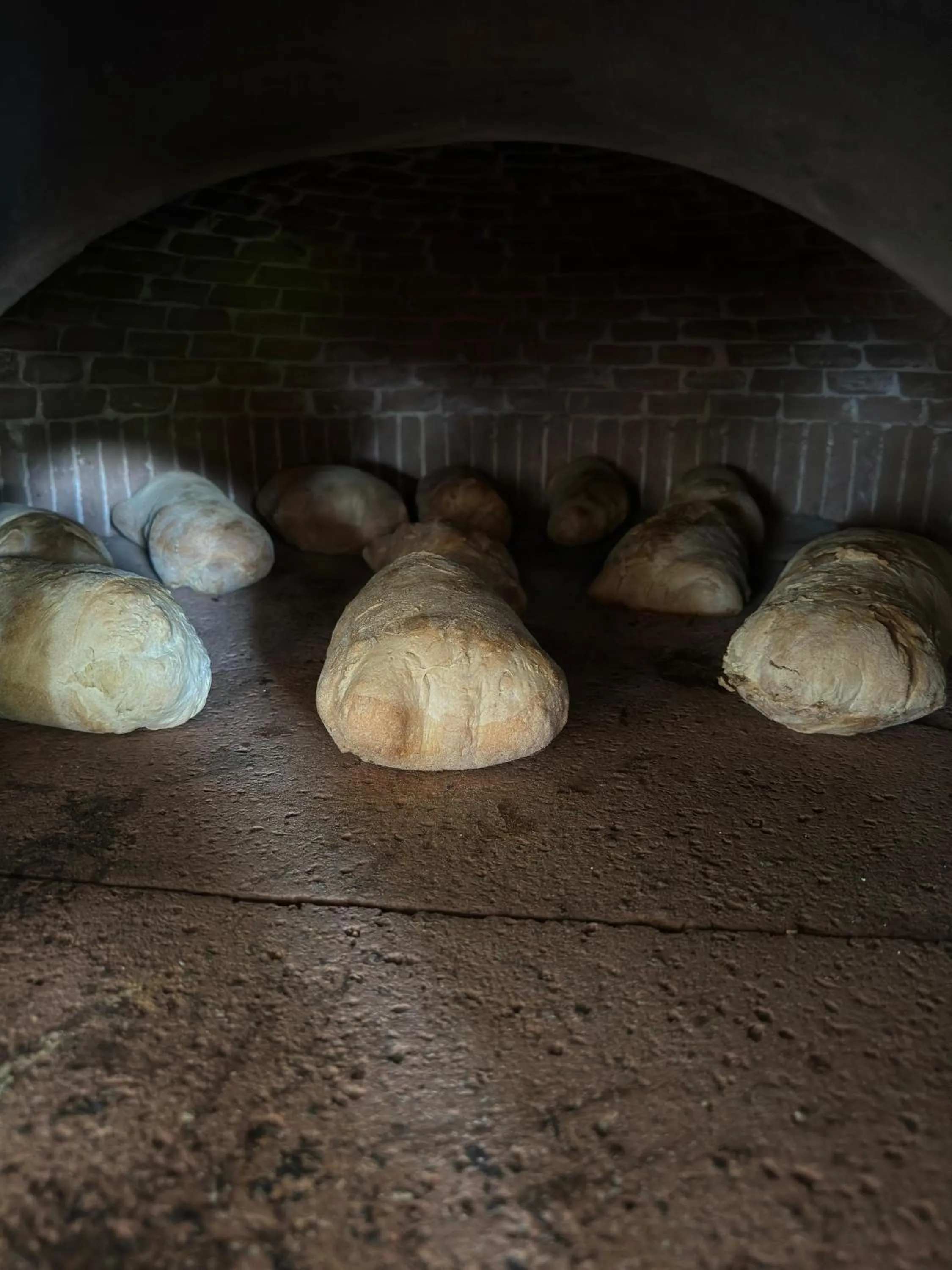 Restaurant/places to eat in Appartamenti Pousada Michelino