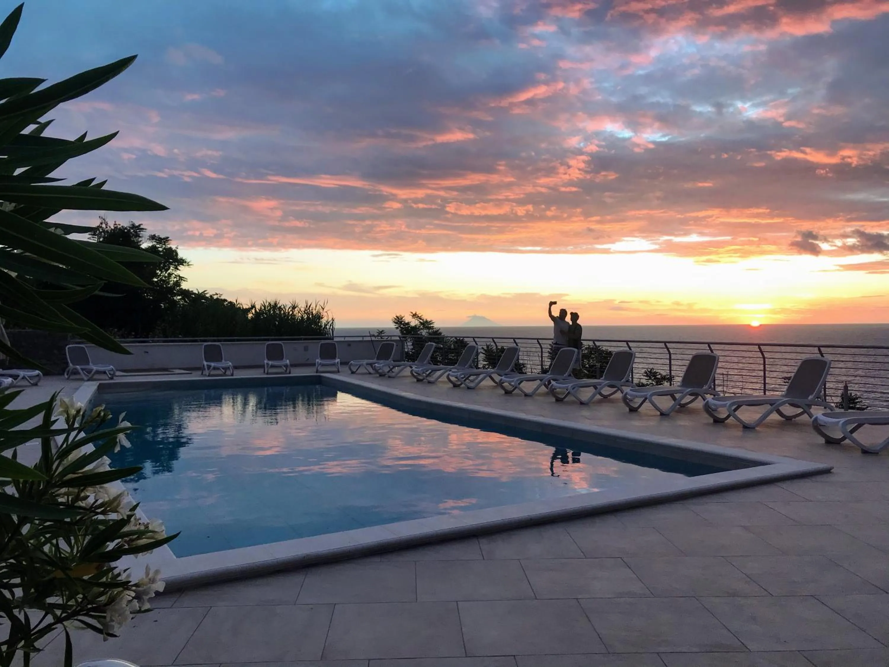 Swimming pool in Appartamenti Pousada Michelino