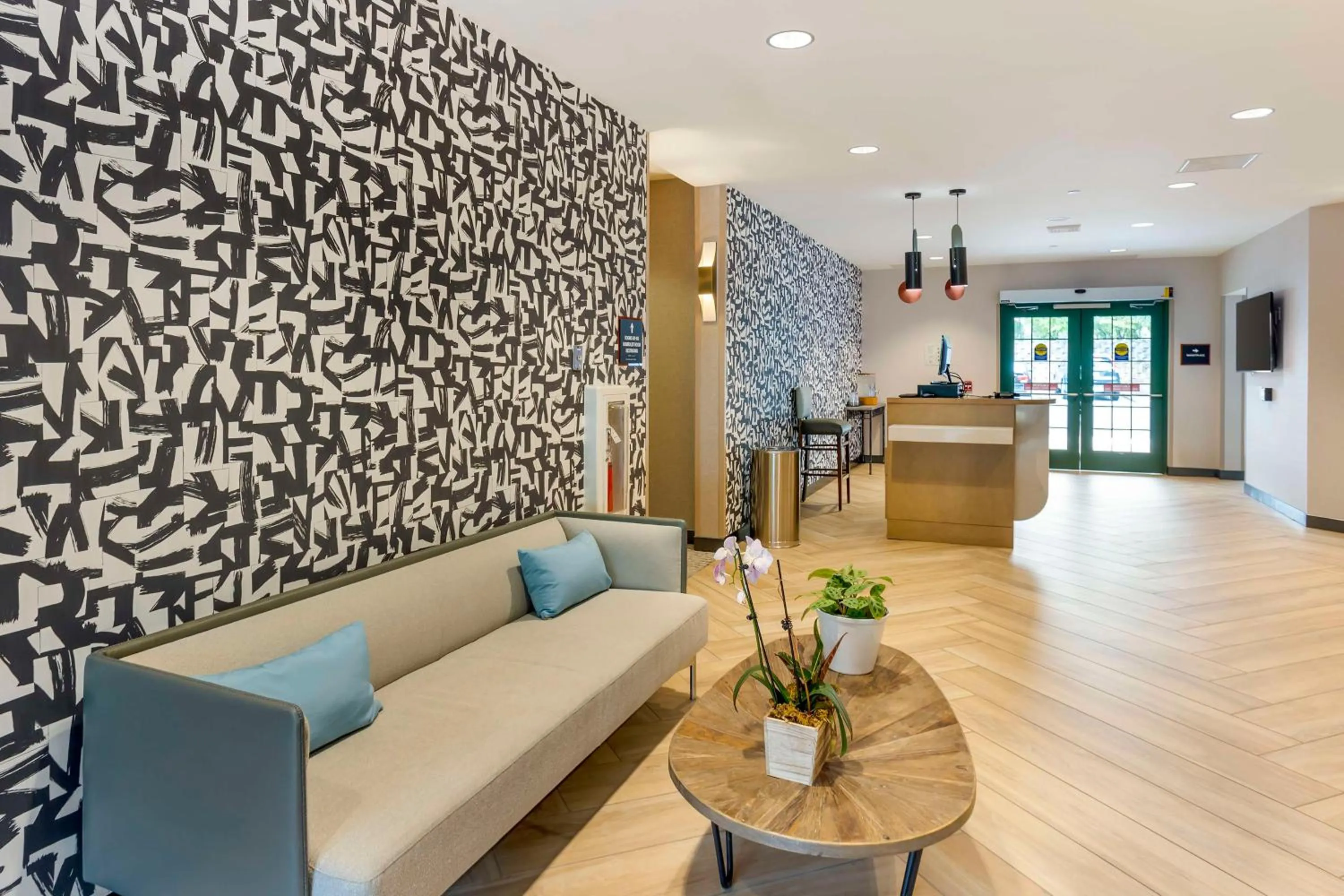 Lobby or reception in Best Western Plus - King of Prussia