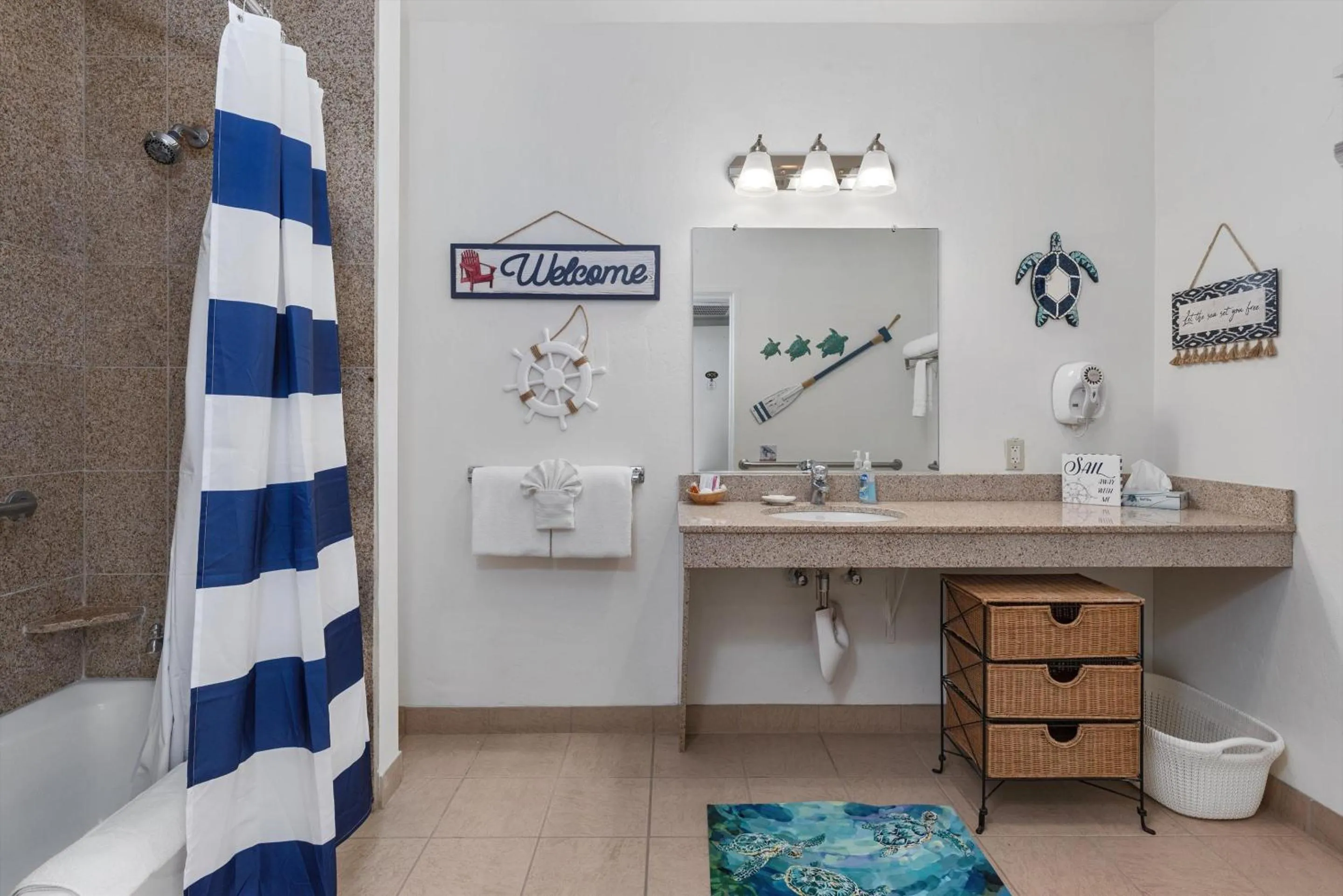 Bathroom in Beach House Inn & Suites