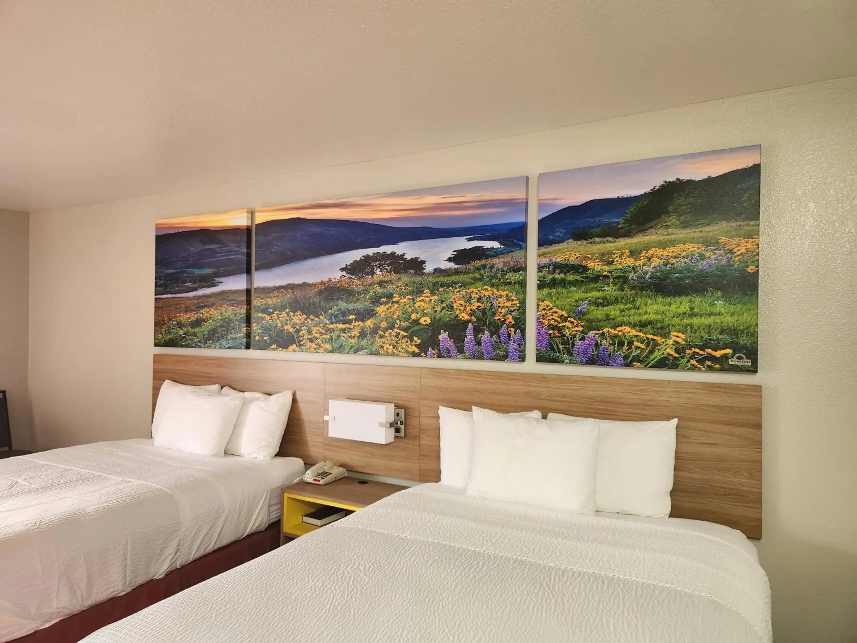 Bedroom, Bed in Days Inn by Wyndham Lumberton Bedroom, Bed in Days Inn by Wyndham Lumberton