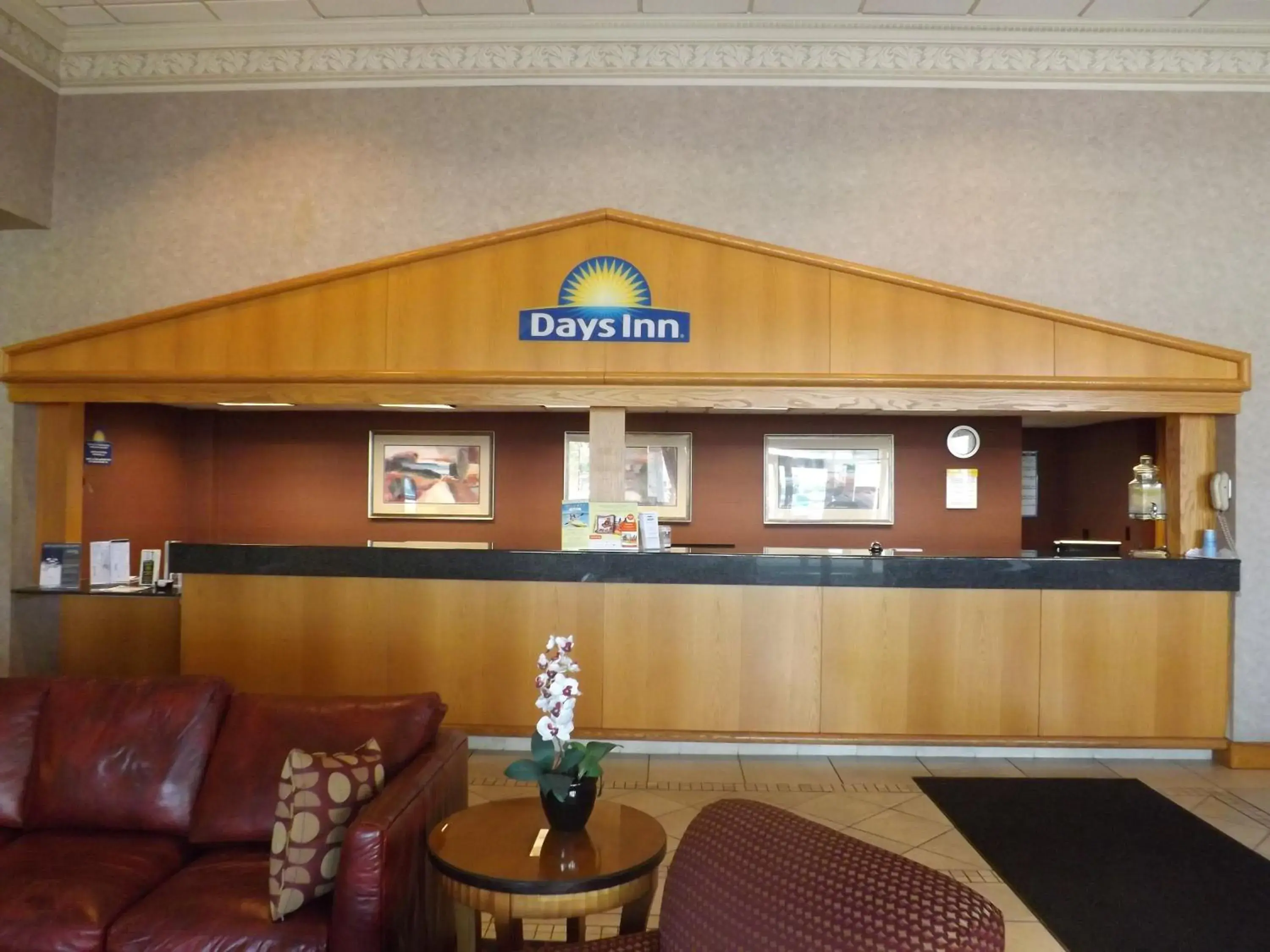 Lobby or reception in Days Inn by Wyndham Rock Falls Lobby or reception in Days Inn by Wyndham Rock Falls