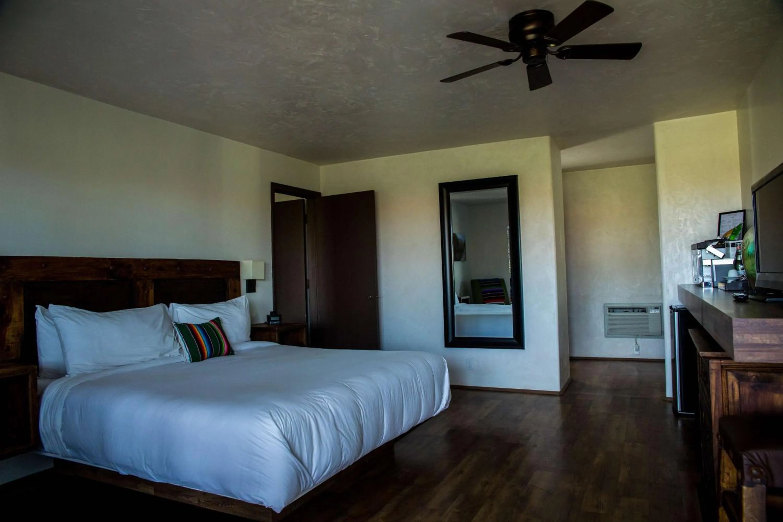 Bedroom, Bed in Hacienda de Leal - BW Signature Collection