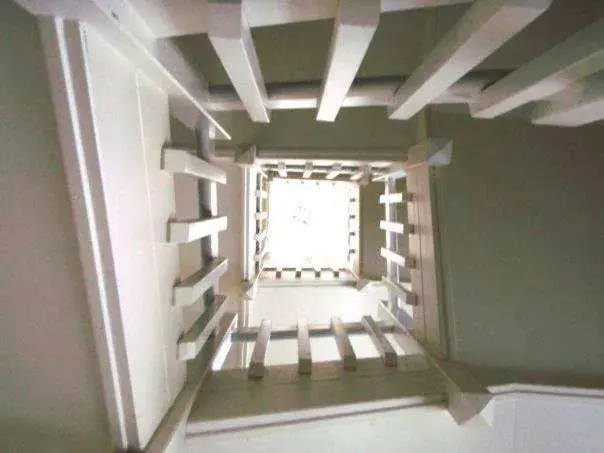 Decorative detail, Bed in Hatteras Island Inn Decorative detail, Bed in Hatteras Island Inn