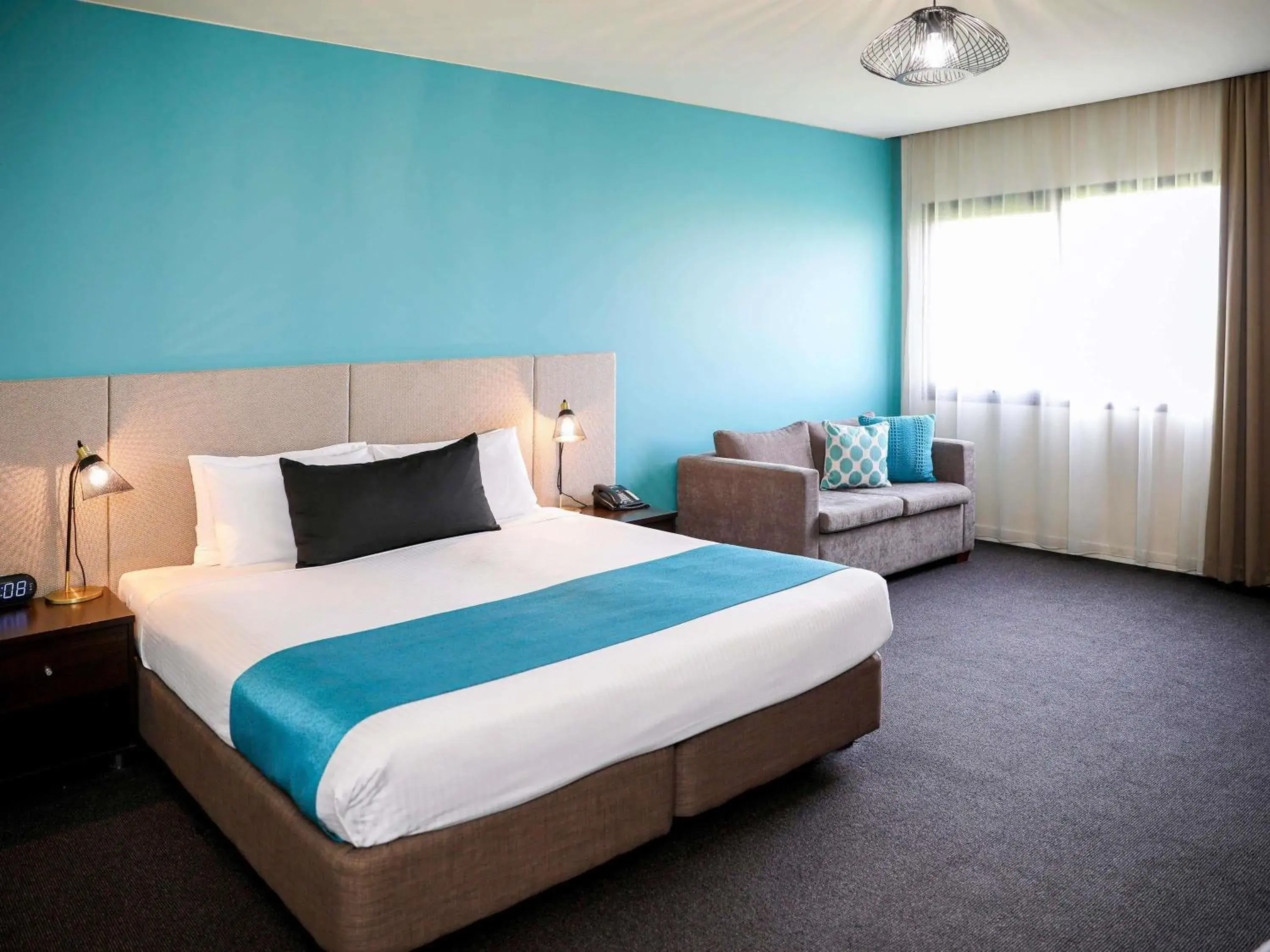 Property building, Bed in Mantra Melbourne Melton Property building, Bed in Mantra Melbourne Melton