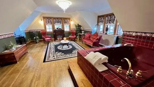 The Hancock House Bed & Breakfast Inn