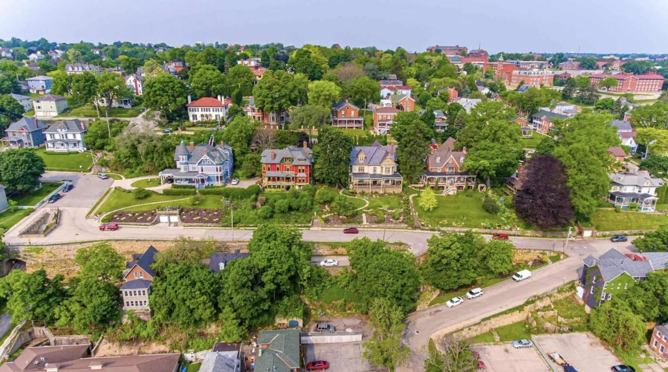The Hancock House Bed & Breakfast Inn