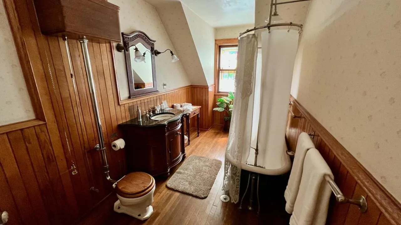 The Hancock House Bed & Breakfast Inn