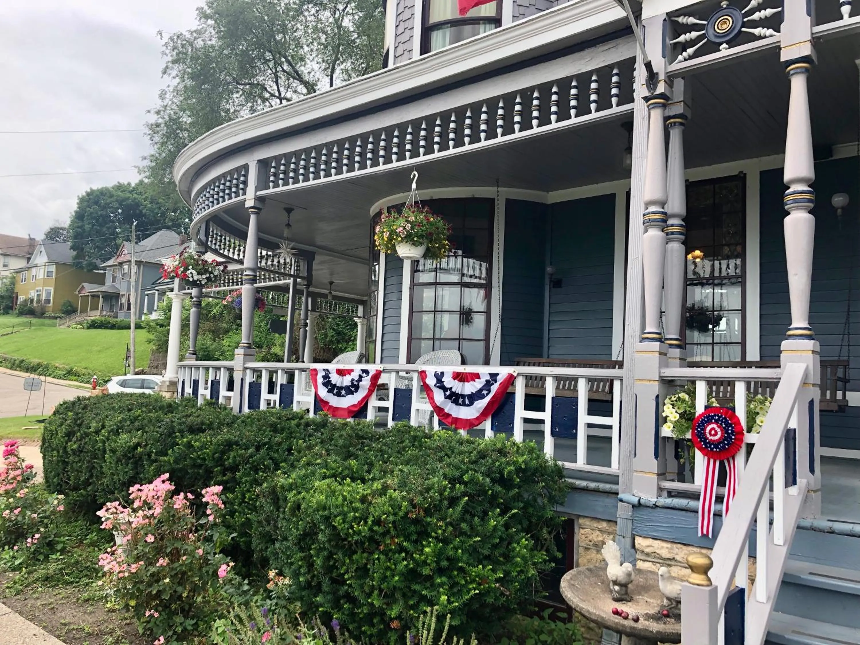 The Hancock House Bed & Breakfast Inn