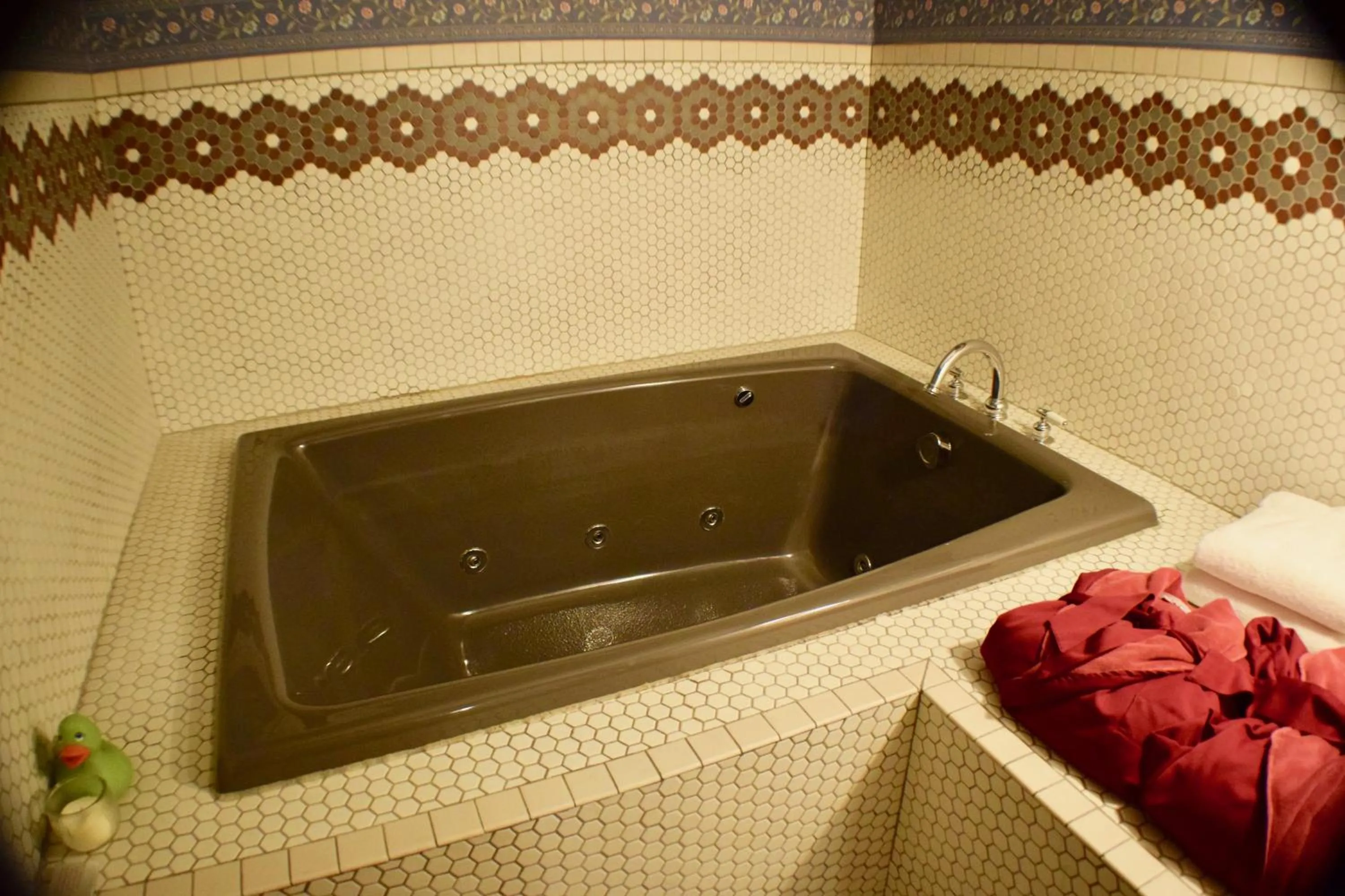 Hot Tub in The Hancock House Bed & Breakfast Inn