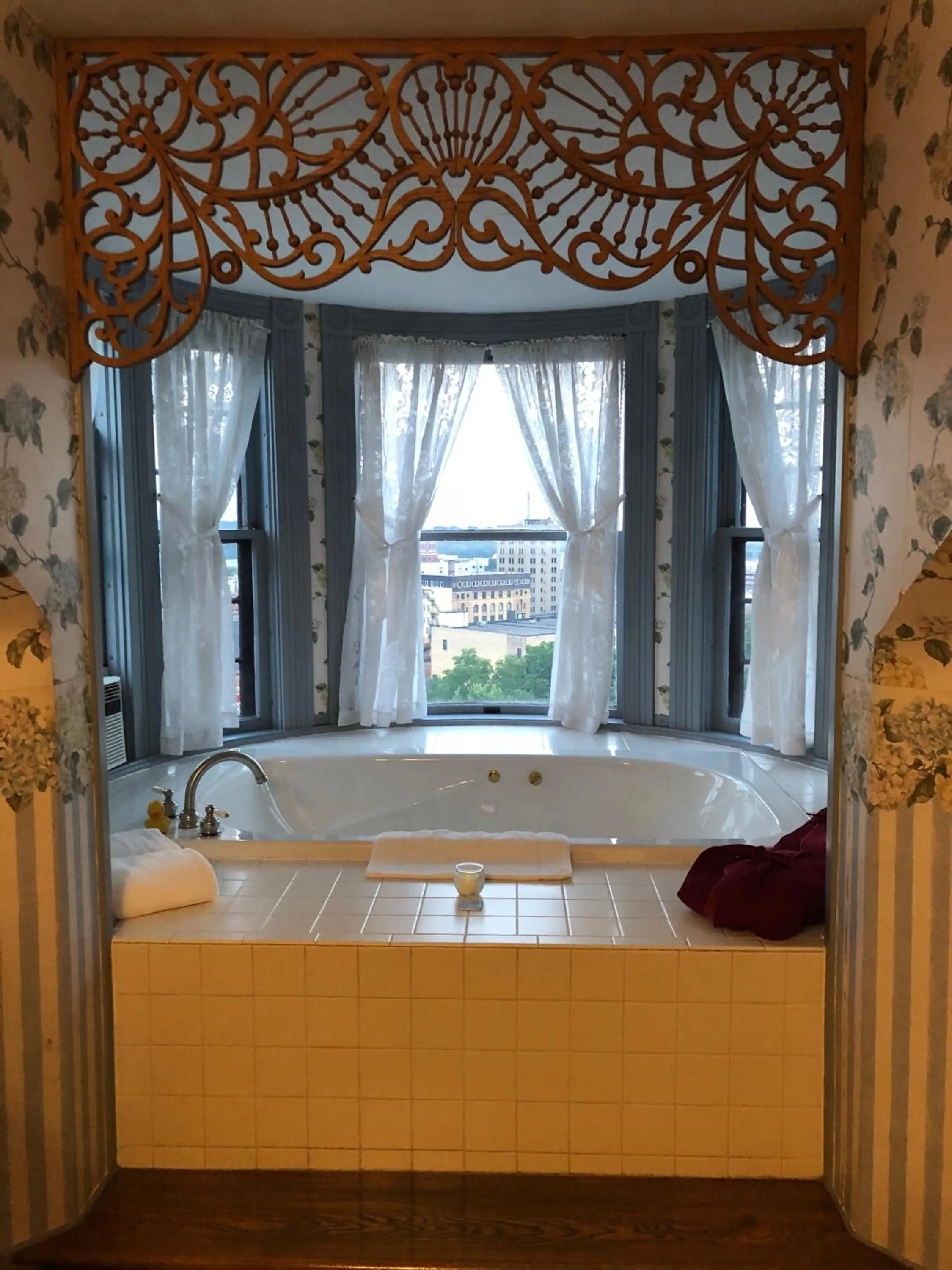 The Hancock House Bed & Breakfast Inn