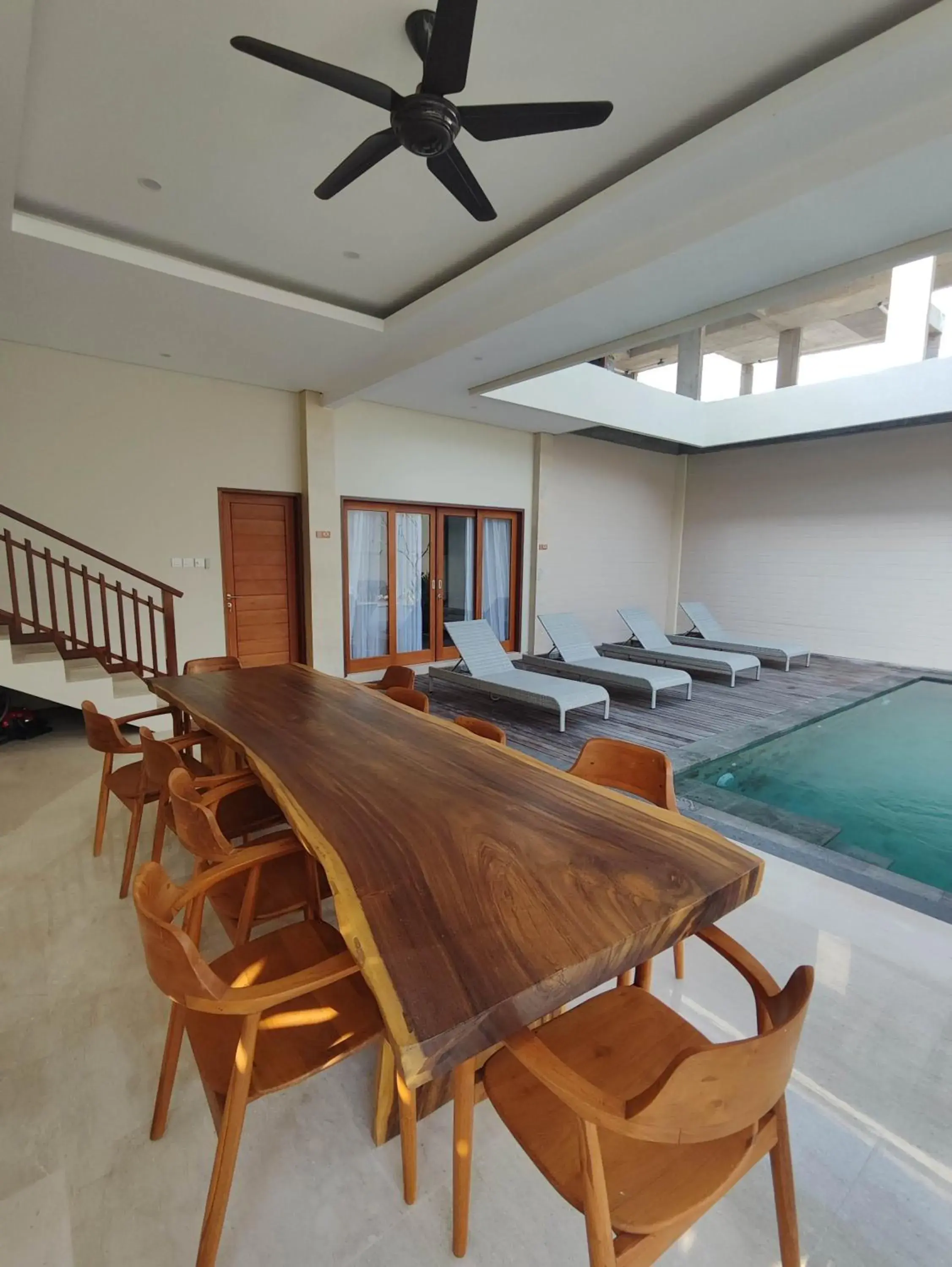 Seating area in Villa Lovecho Seating area in Villa Lovecho