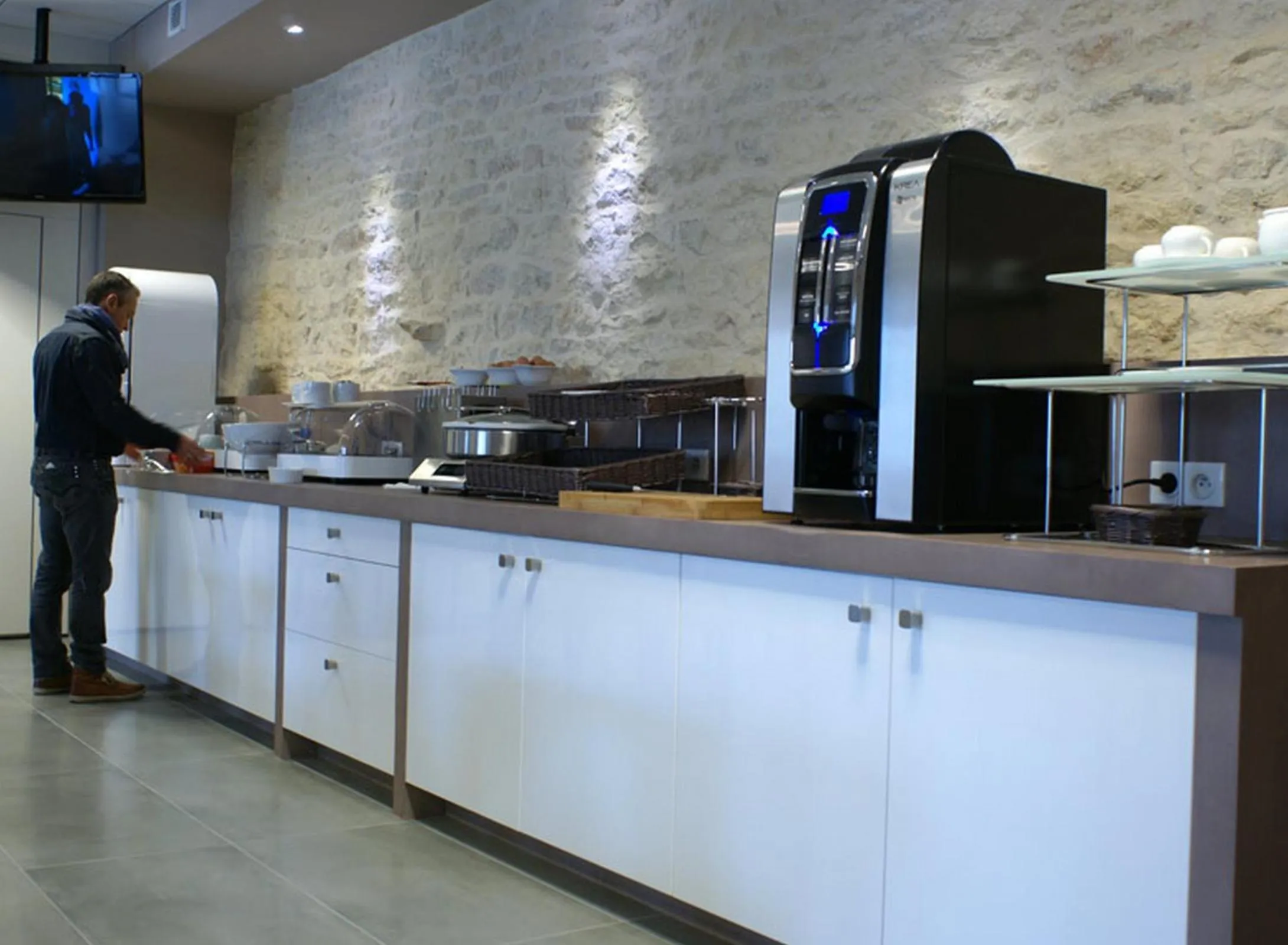 Restaurant/places to eat in The Originals Boutique, Hôtel La Grange, Niort