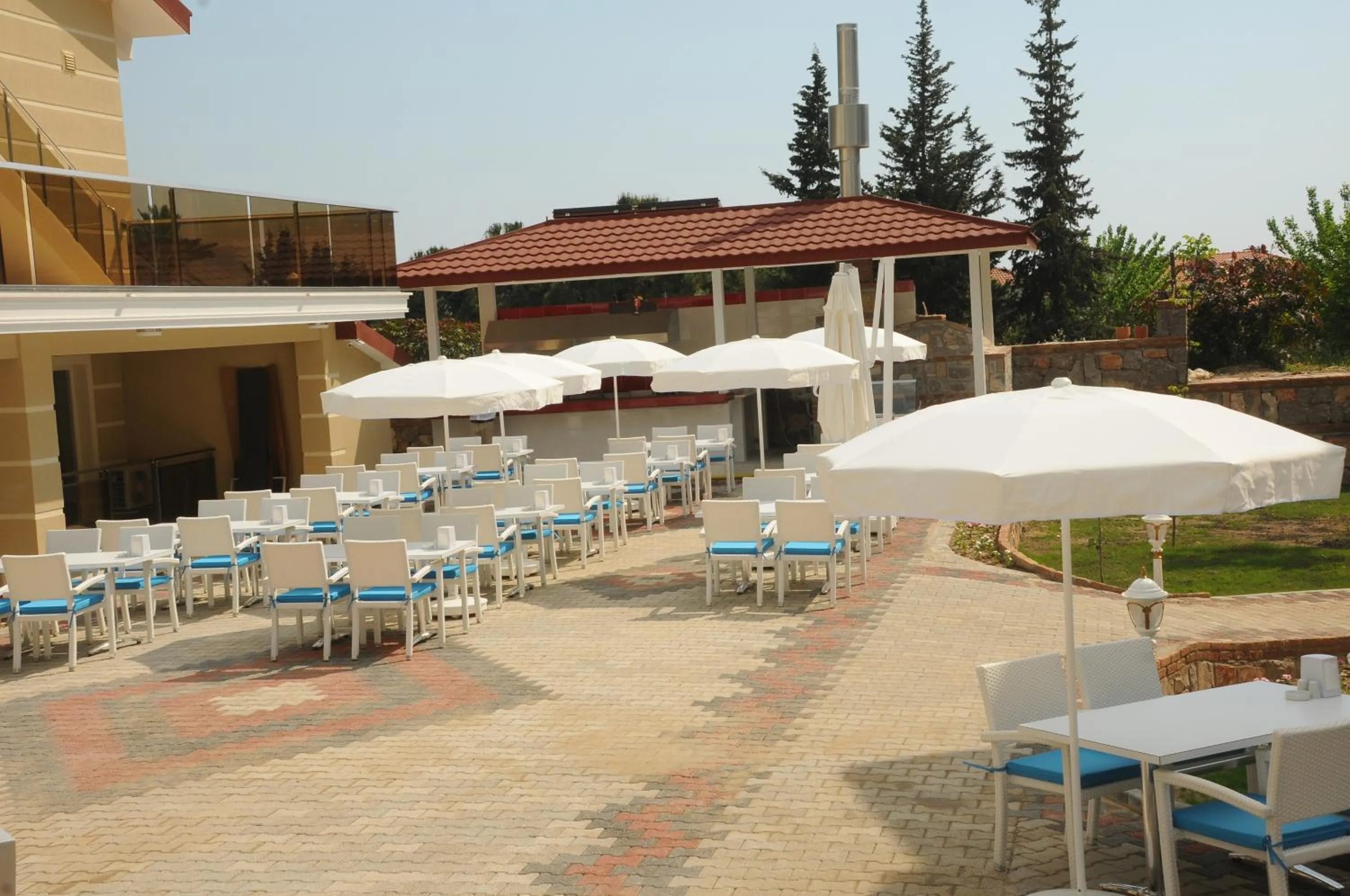 Food and drinks in Marcan Resort Hotel