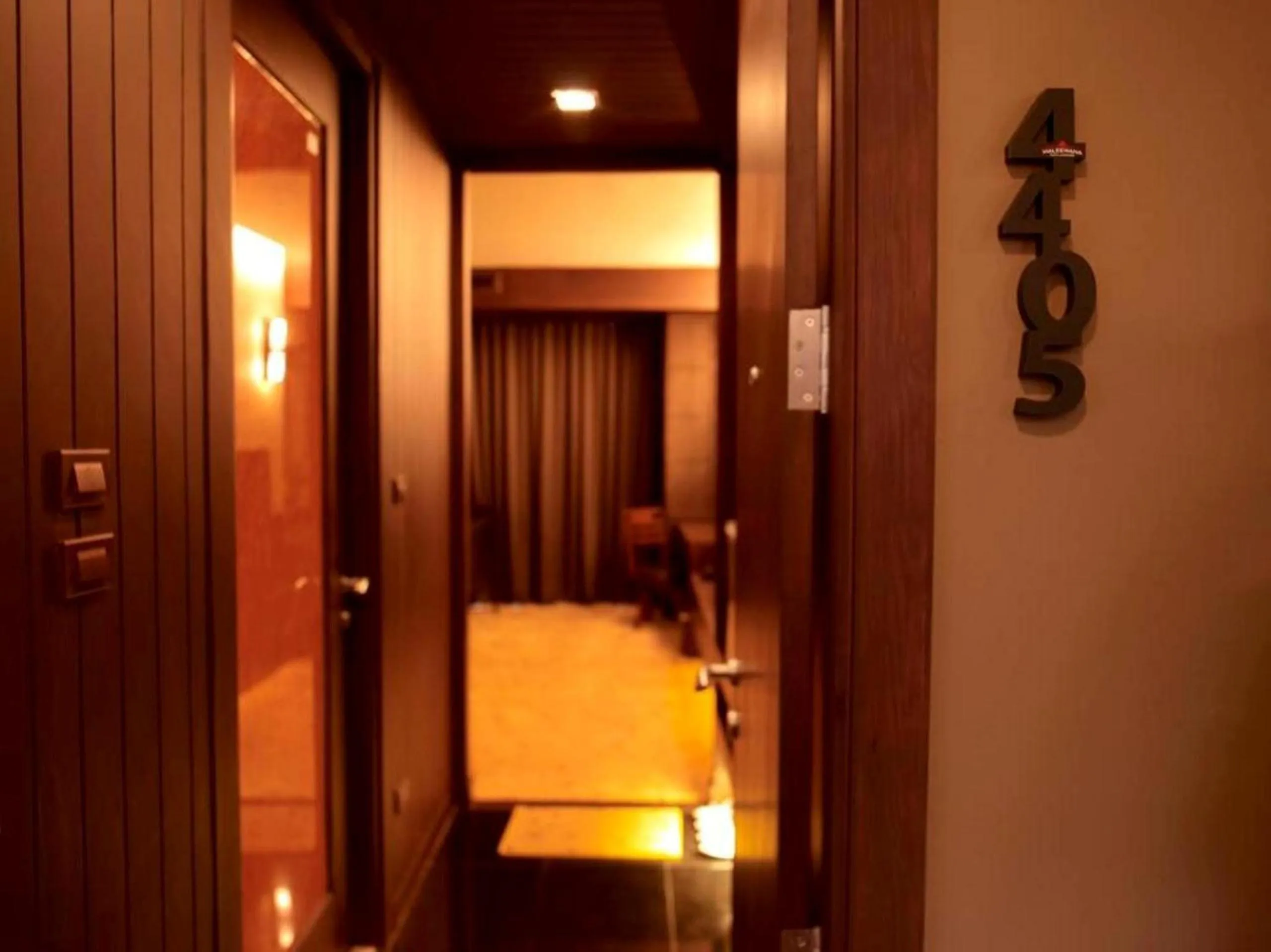 Maleewana Hotel & Resort