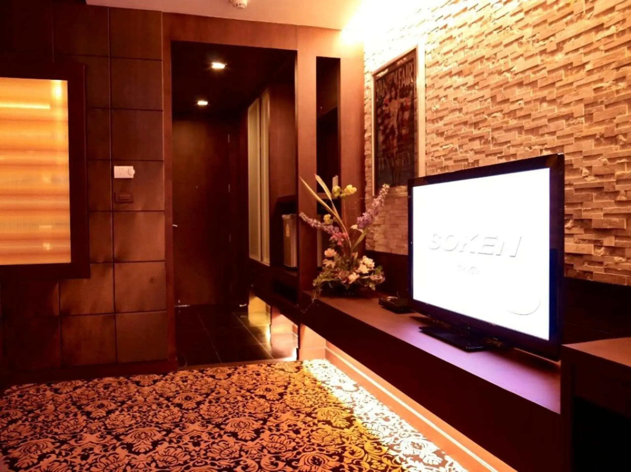 Maleewana Hotel & Resort Maleewana Hotel & Resort