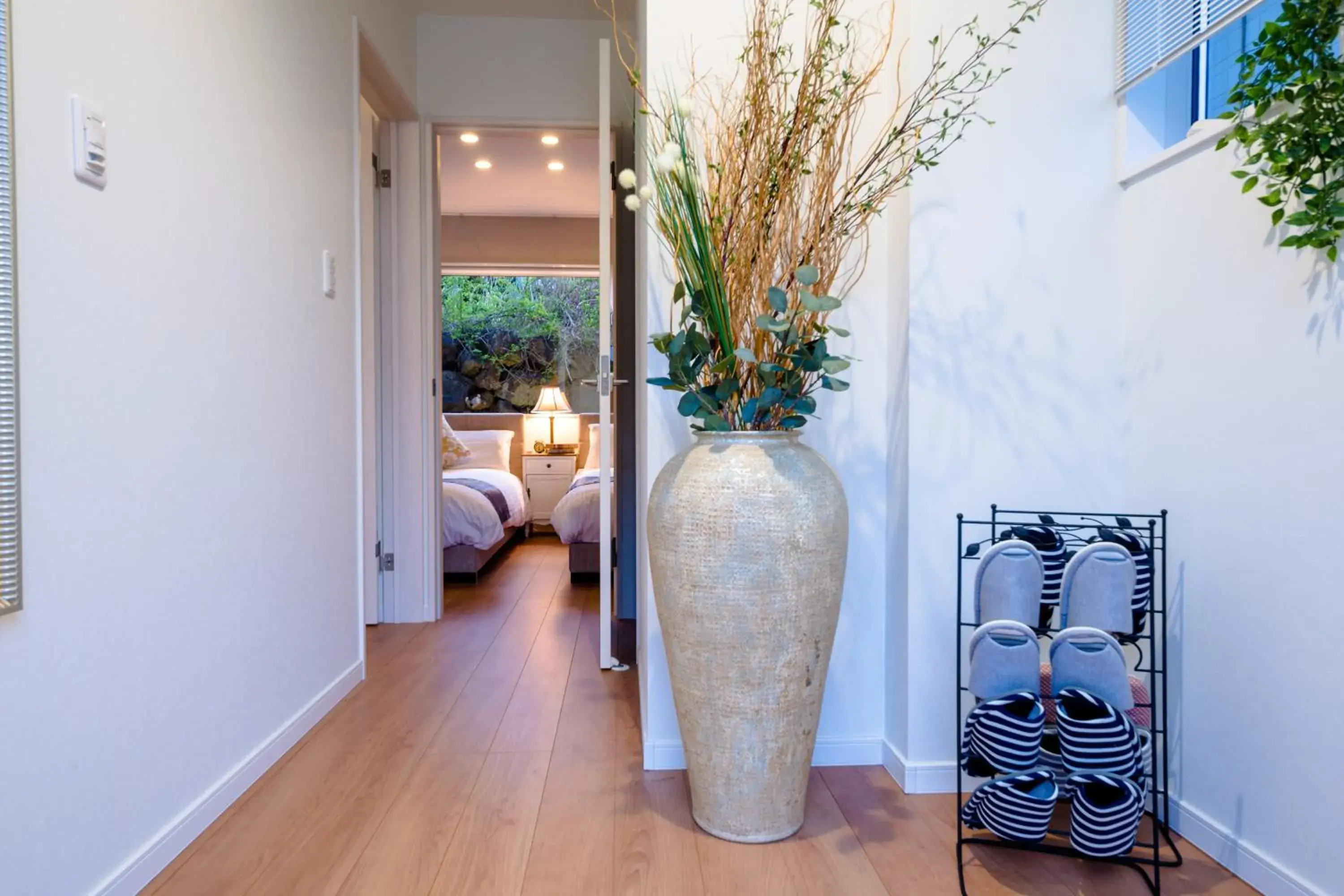 Facade/entrance in Villa Hanasaku Fujikawaguchiko B Facade/entrance in Villa Hanasaku Fujikawaguchiko B