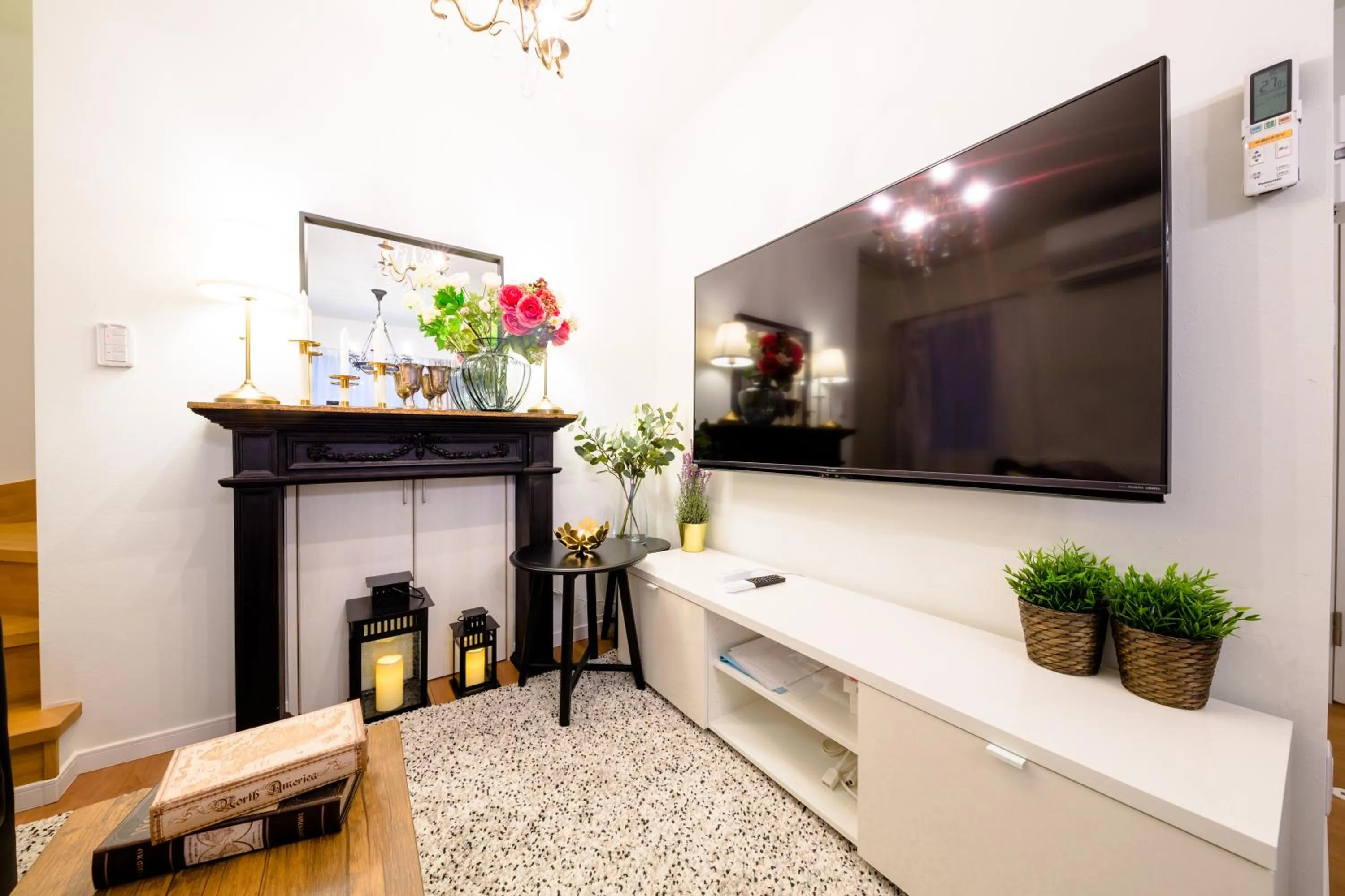 TV and multimedia in Villa Hanasaku Fujikawaguchiko B