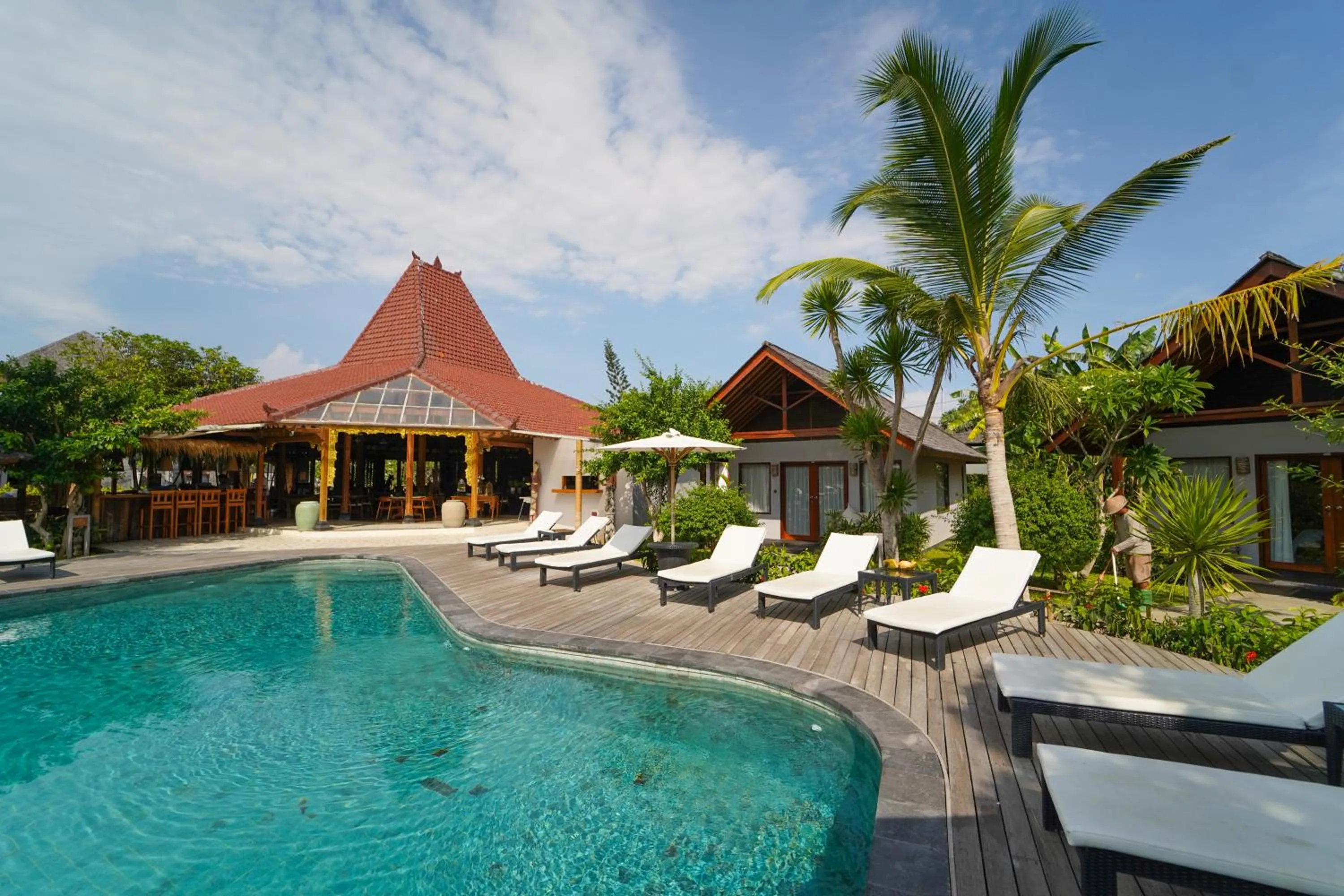 Property building in Kashantee Village