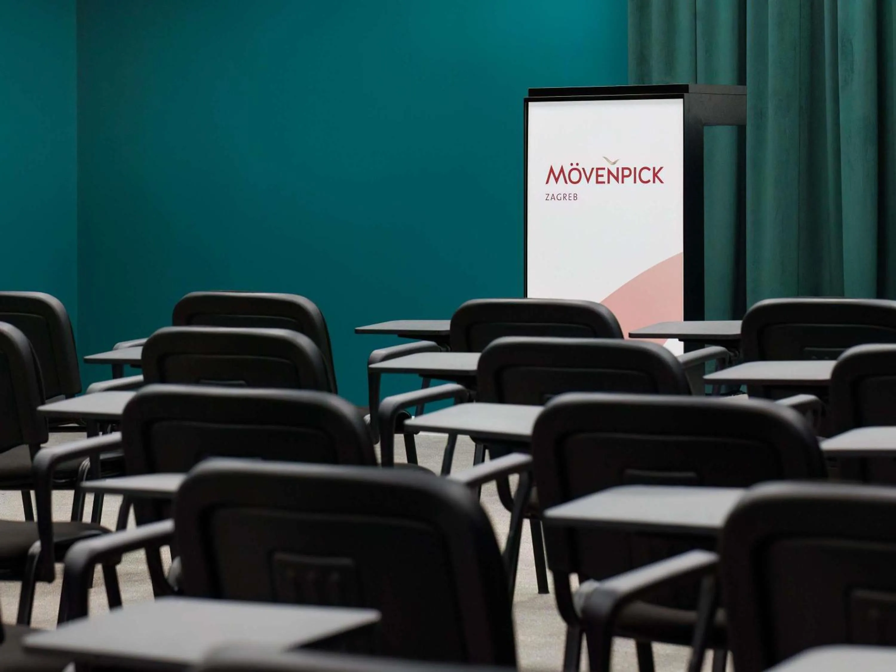 Meeting/conference room in Mövenpick Zagreb
