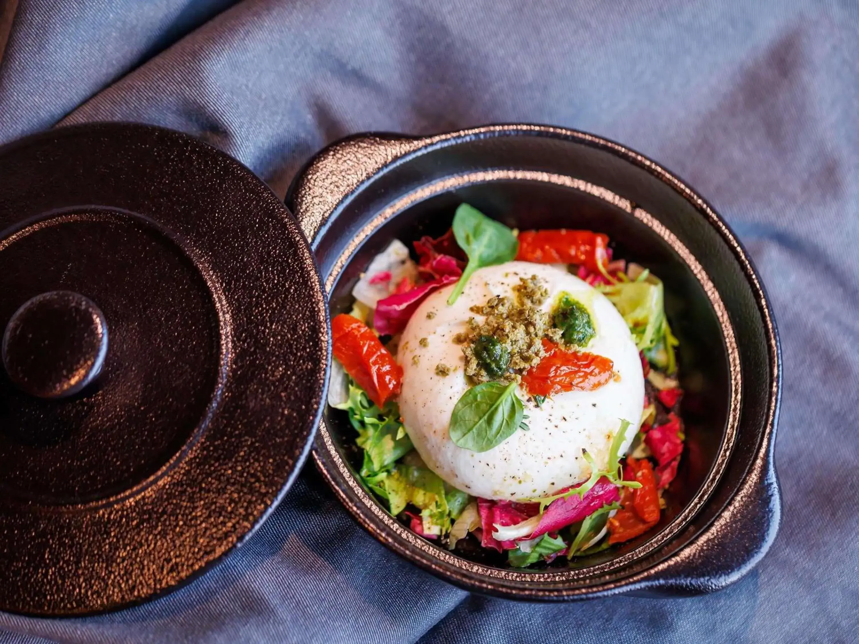 Restaurant/places to eat in Mövenpick Zagreb Restaurant/places to eat in Mövenpick Zagreb