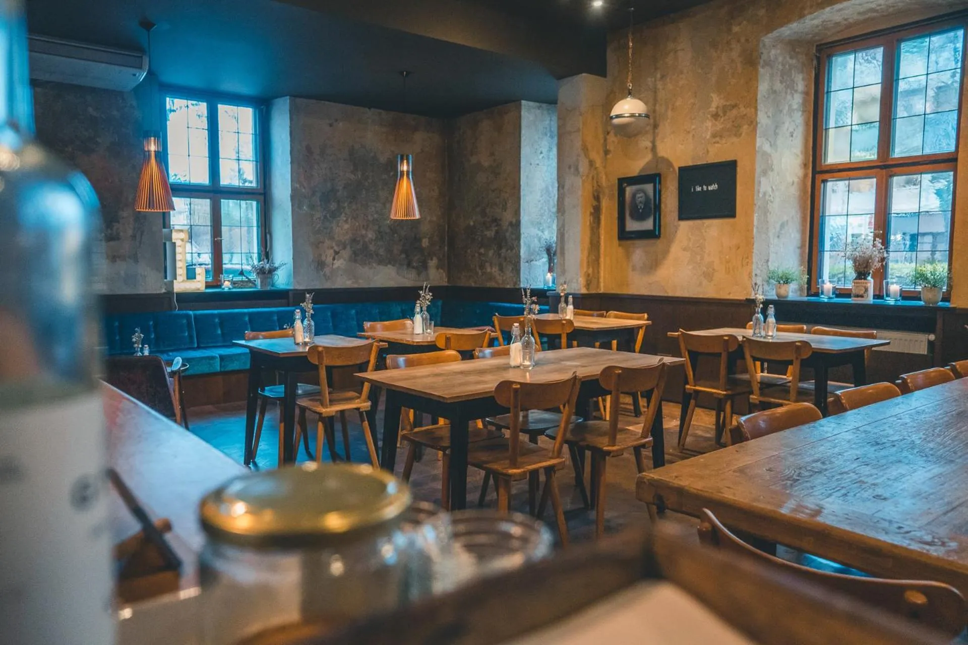 Restaurant/places to eat in Hotel Luis