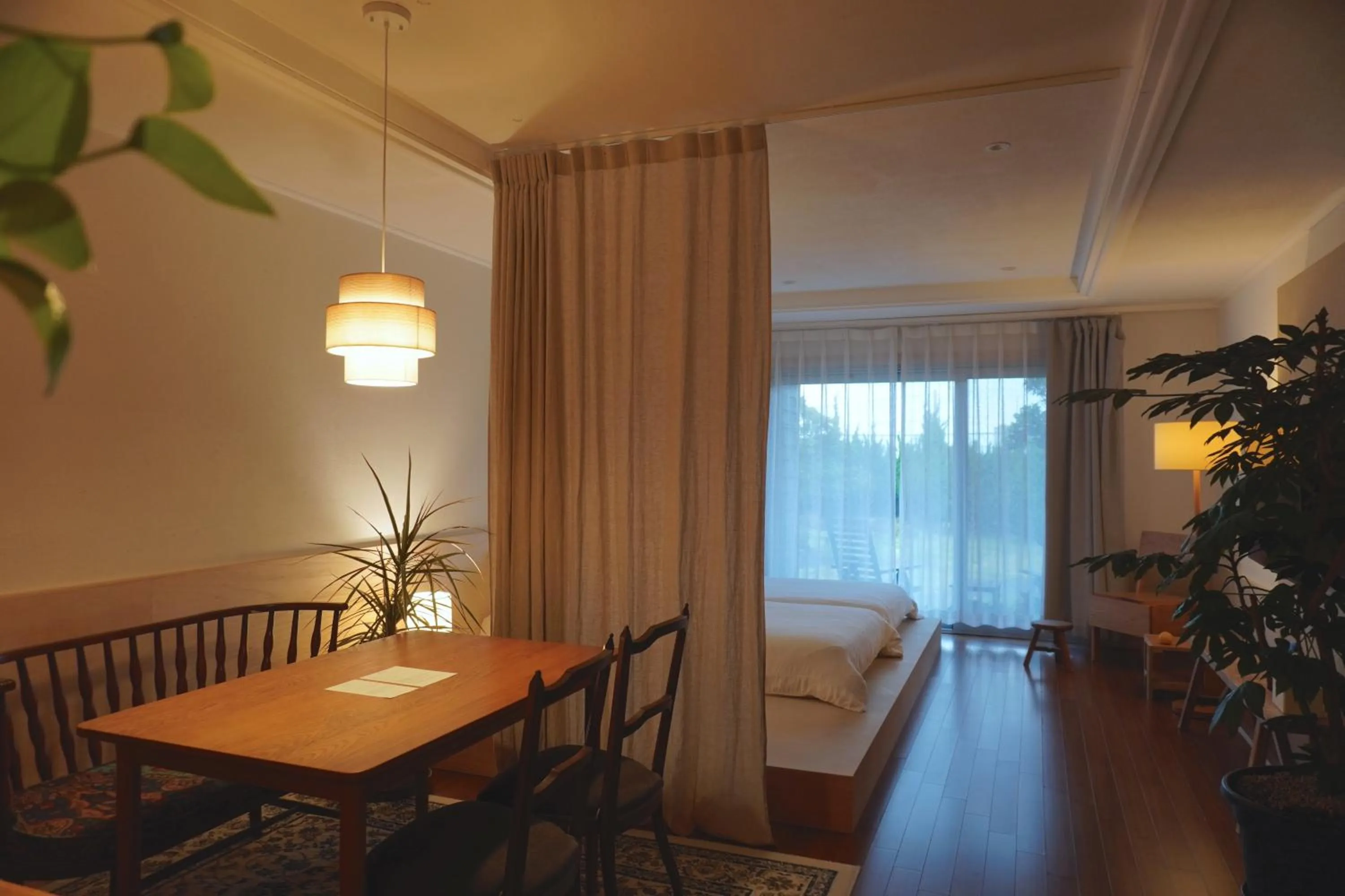 At corner resort & garden