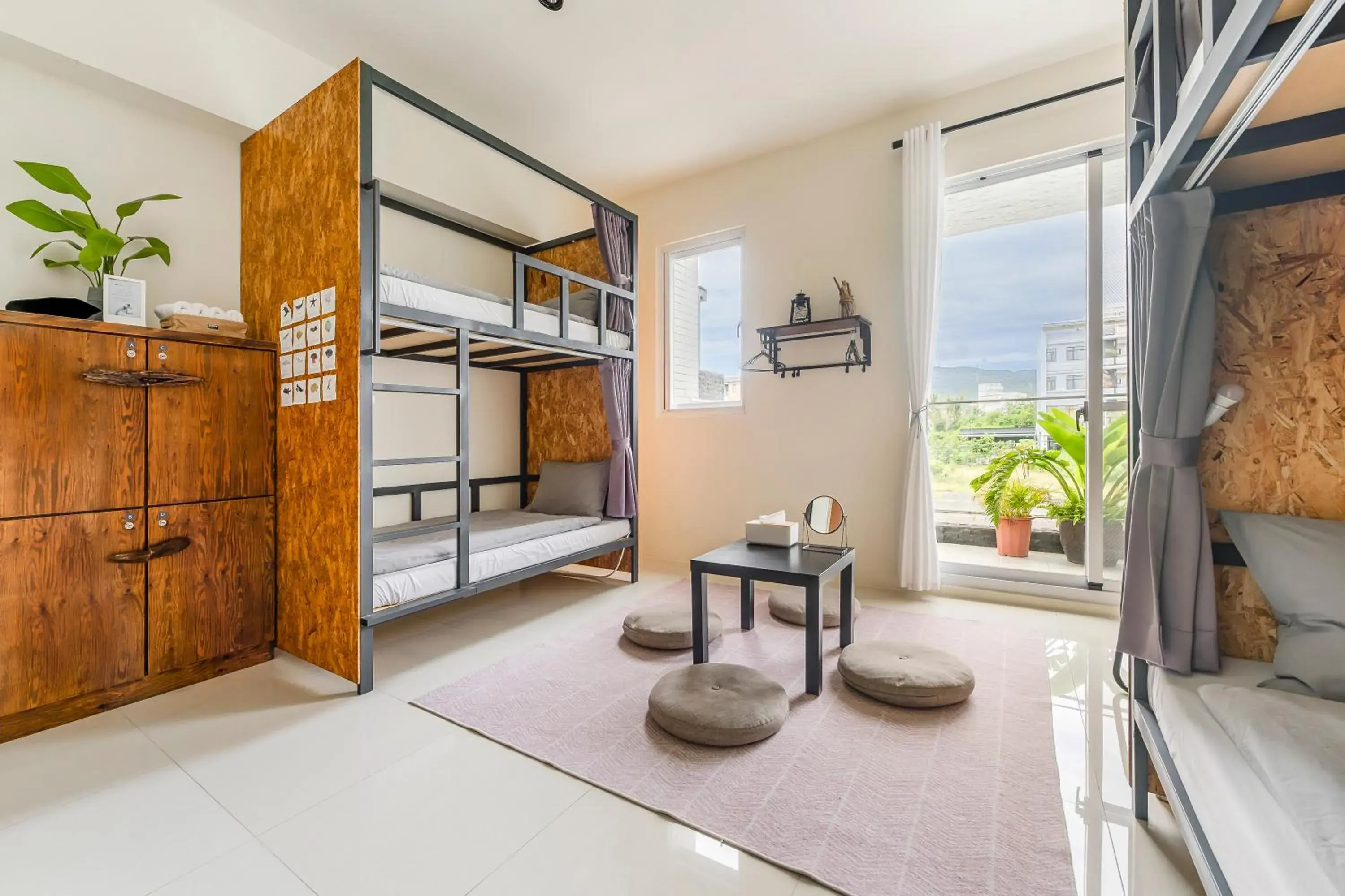 Photo of the whole room, Bed in Surf house Photo of the whole room, Bed in Surf house