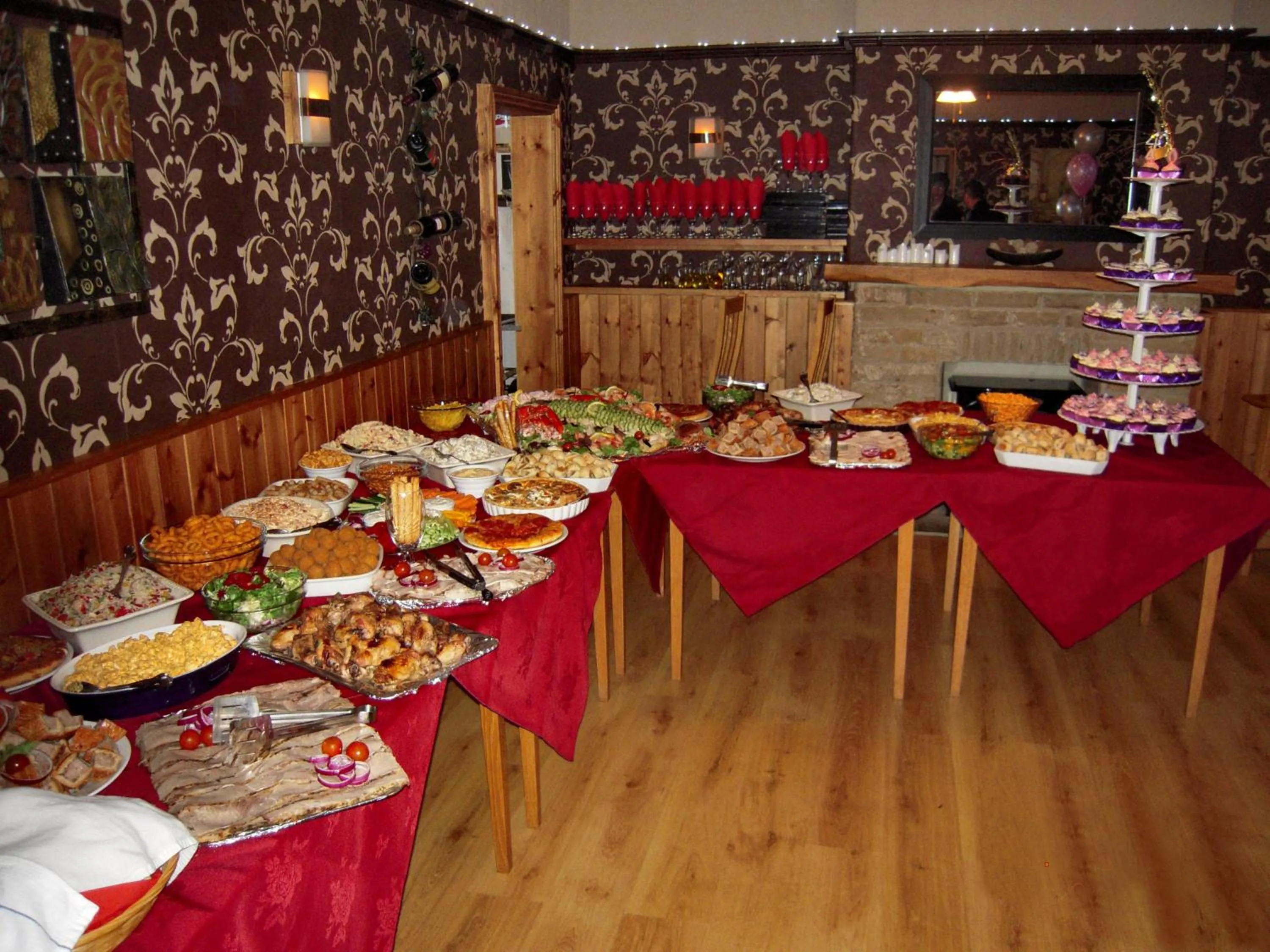 Food in Grosvenor Hotel