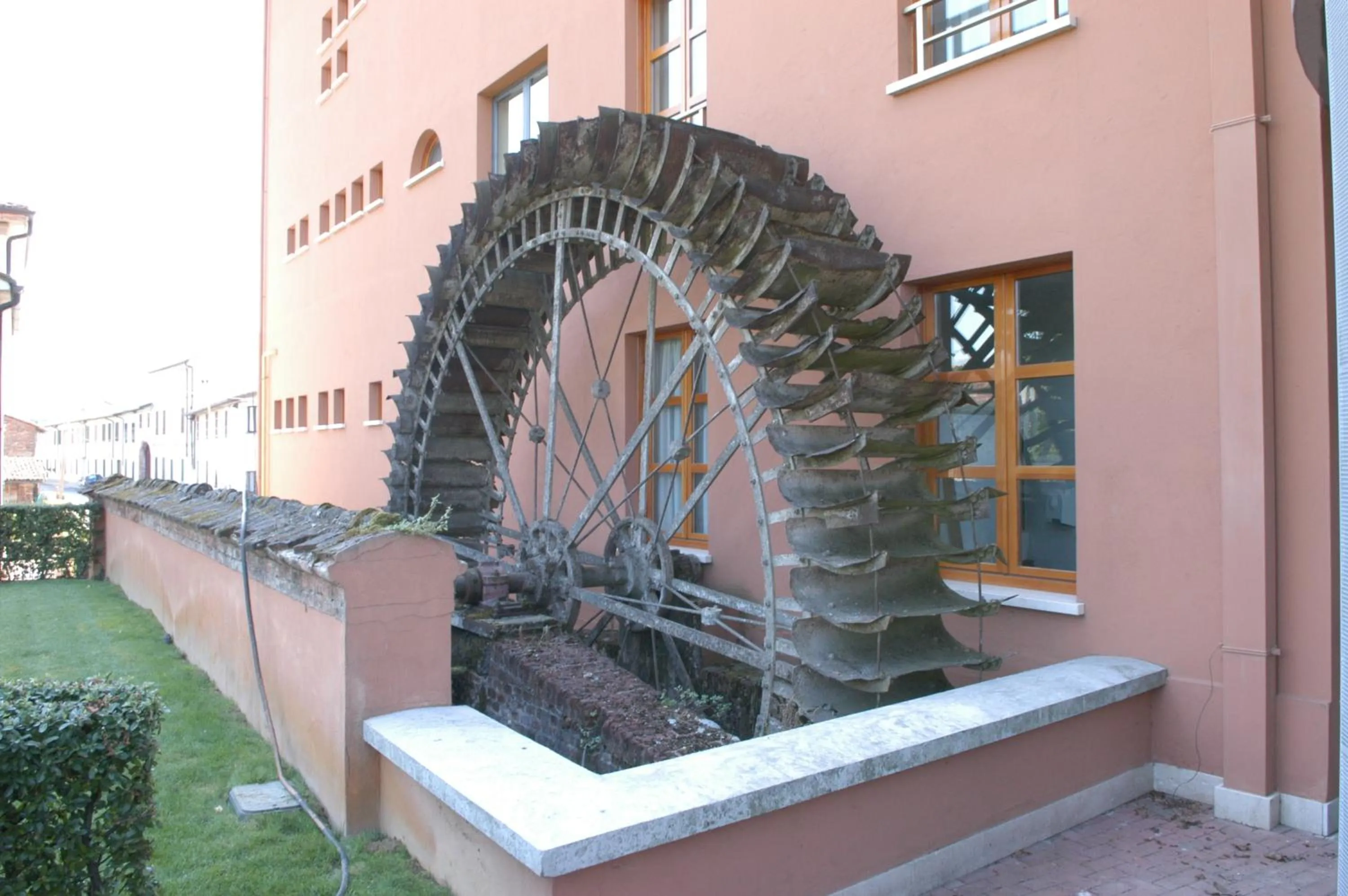 Facade/entrance in Pilgrim's Hotel