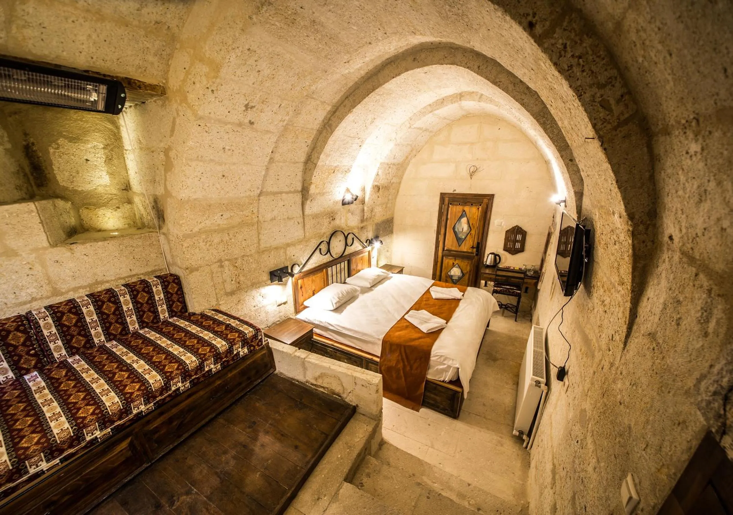 Photo of the whole room in Harkasos Cave Hotel